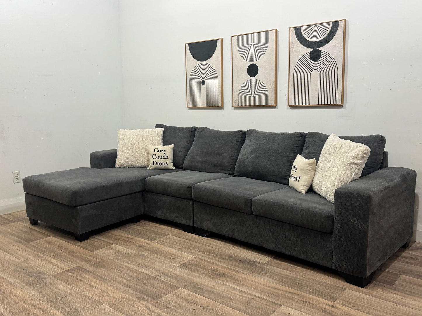 Leon’s Sectional Sofa