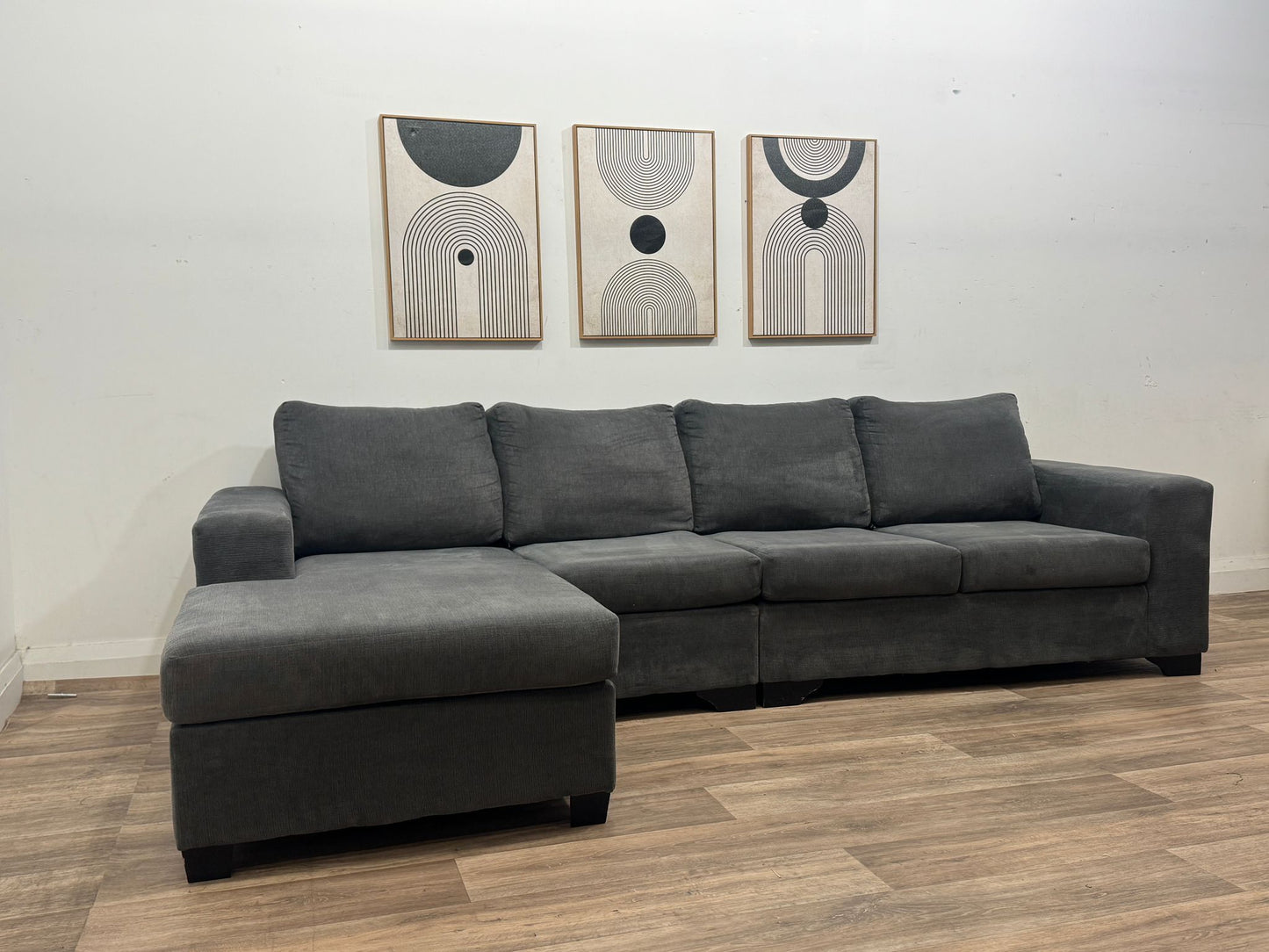 Leon’s Sectional Sofa