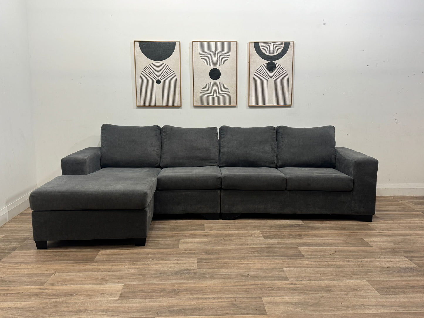 Leon’s Sectional Sofa