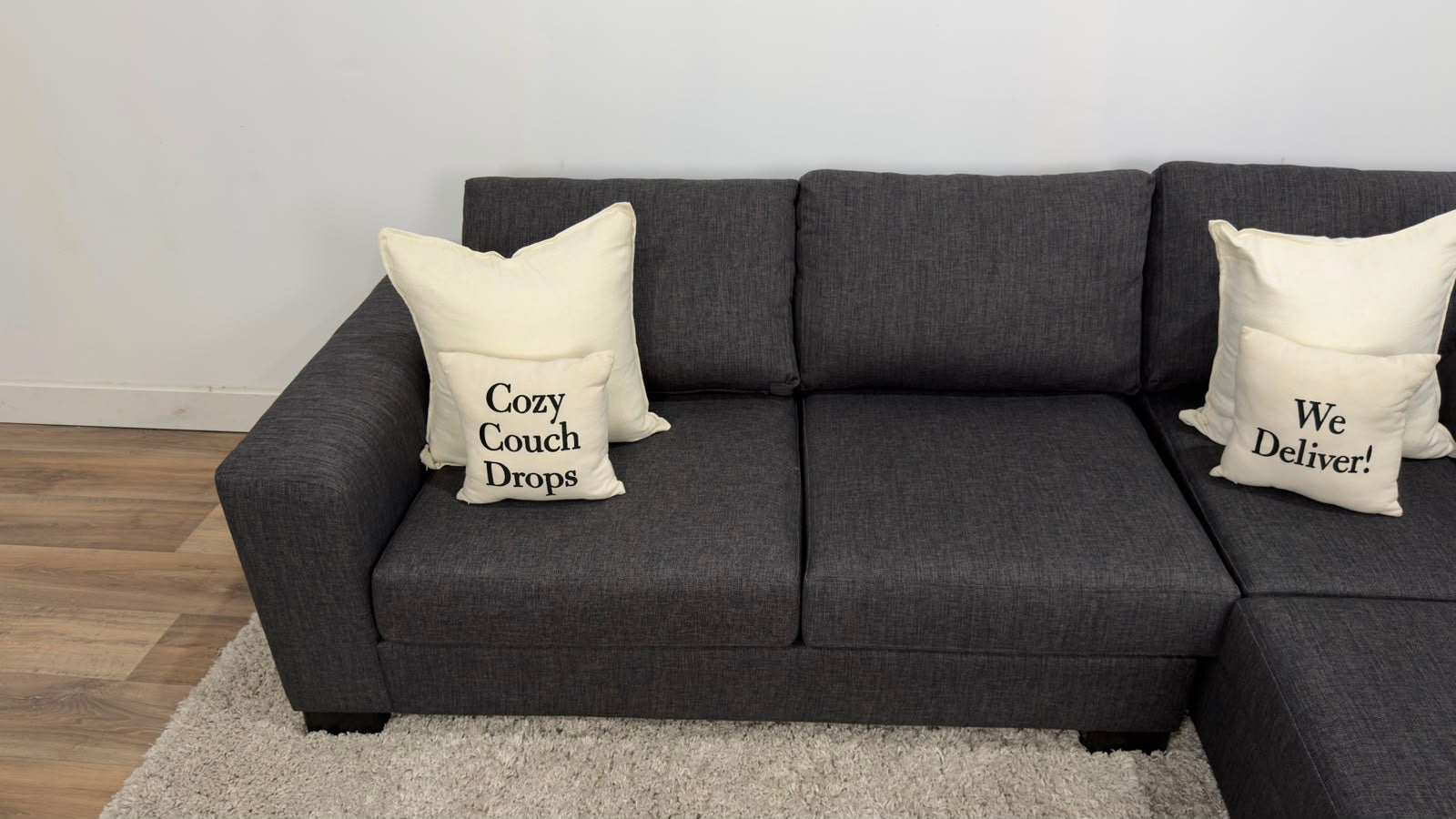 Novo Vancouver Sectional Sofa