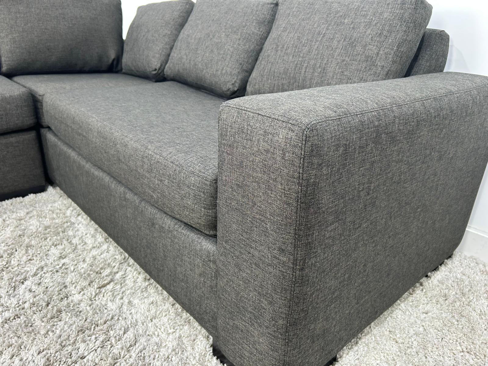 Elite Designs Juliette Sectional Sofa