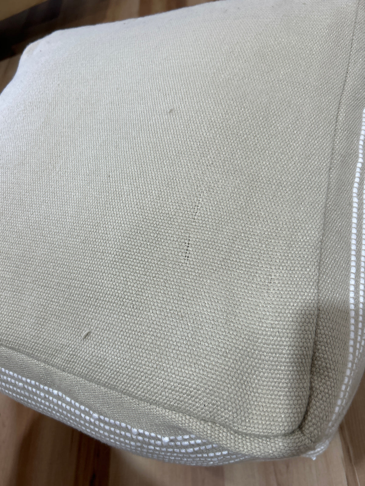 Mia 18" Pouf - Doe Taupe