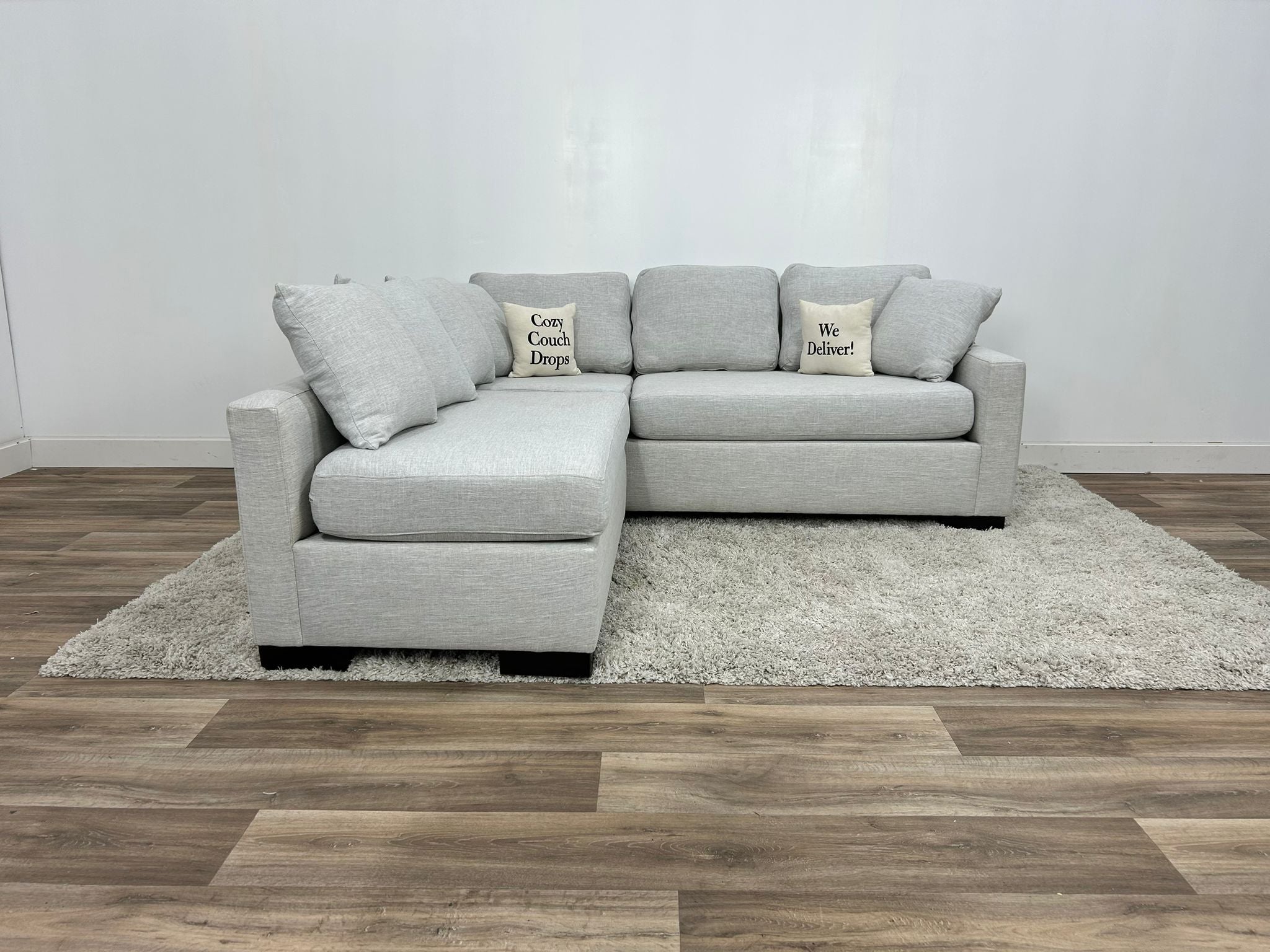 Elite Designs Juliette Sectional Sofa