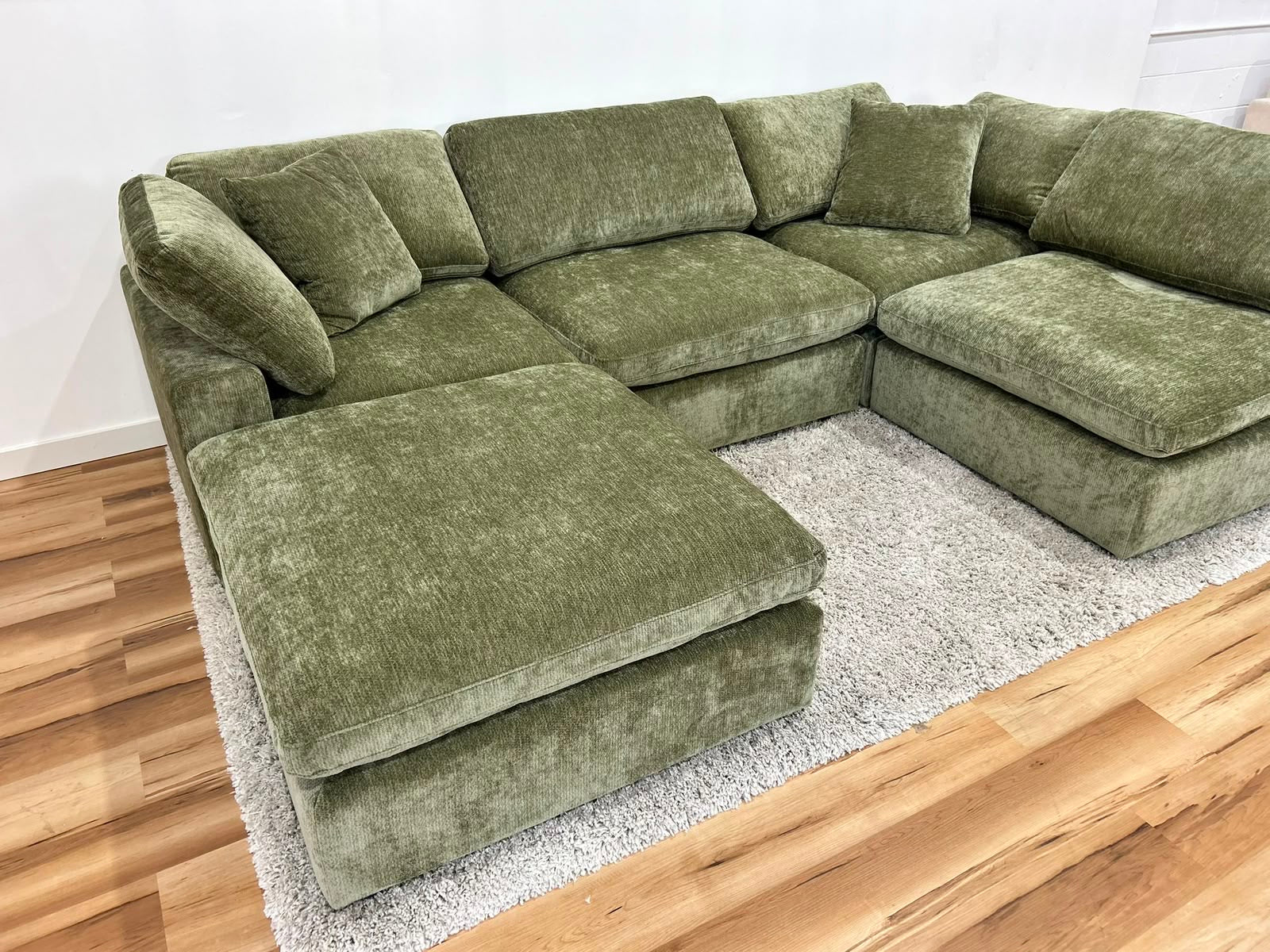 Snug Modular Sofa 4pc + Ottoman - Olive Green