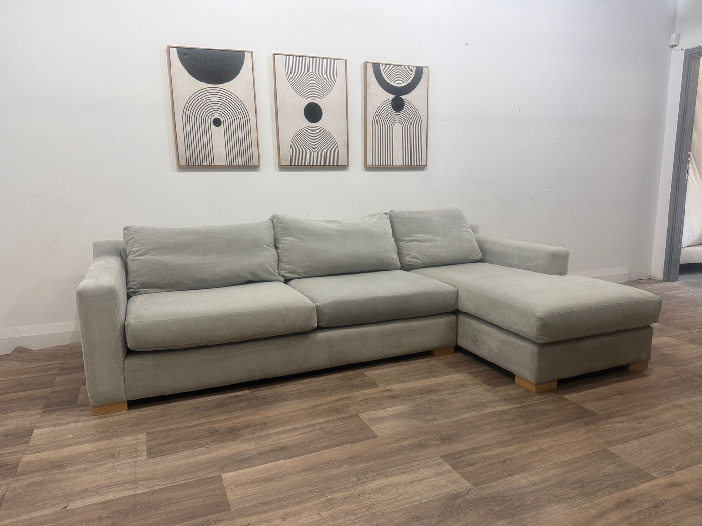 Dublin Sectional by Romano Sofas