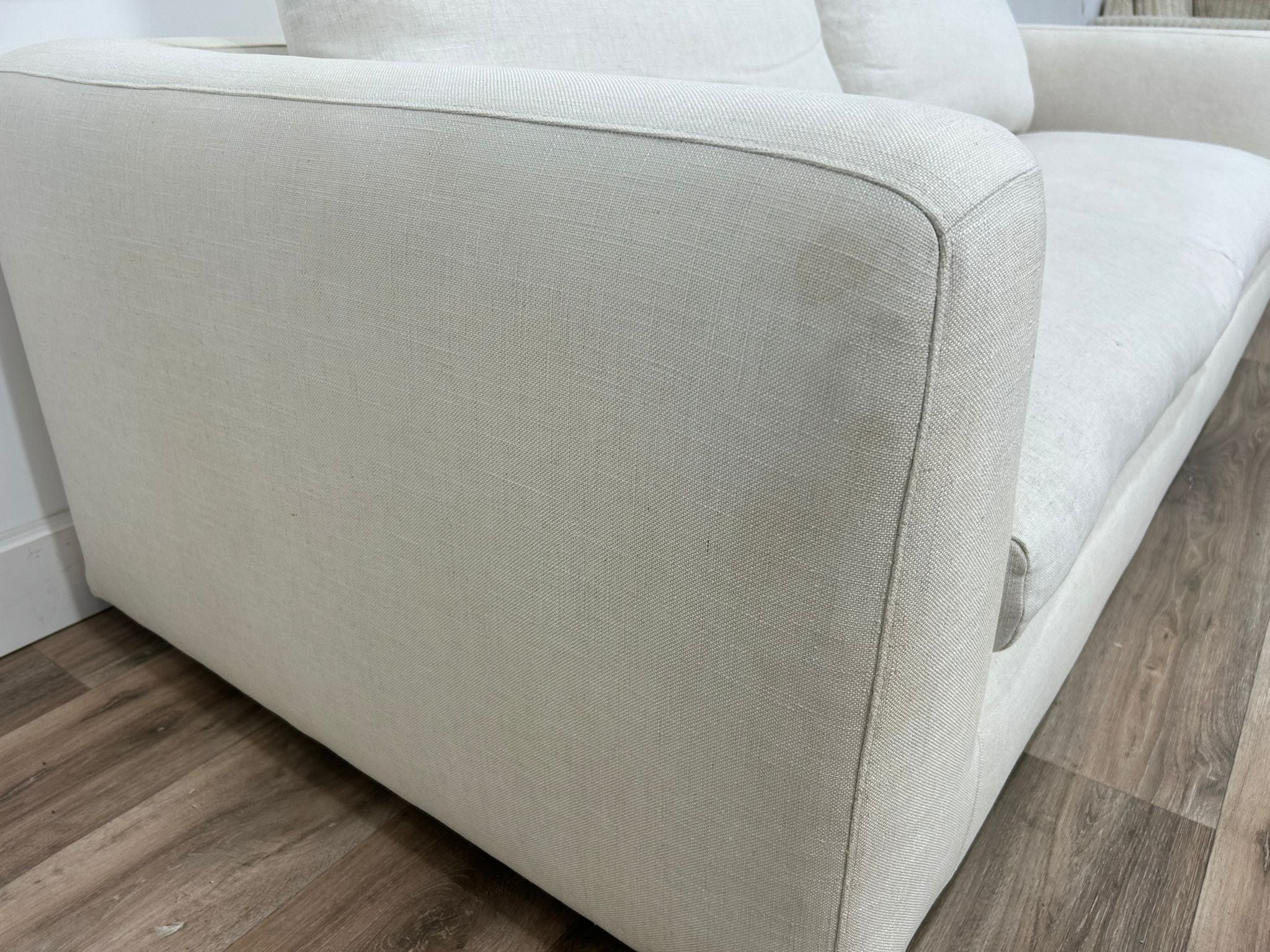 EQ3 Cello Sofa