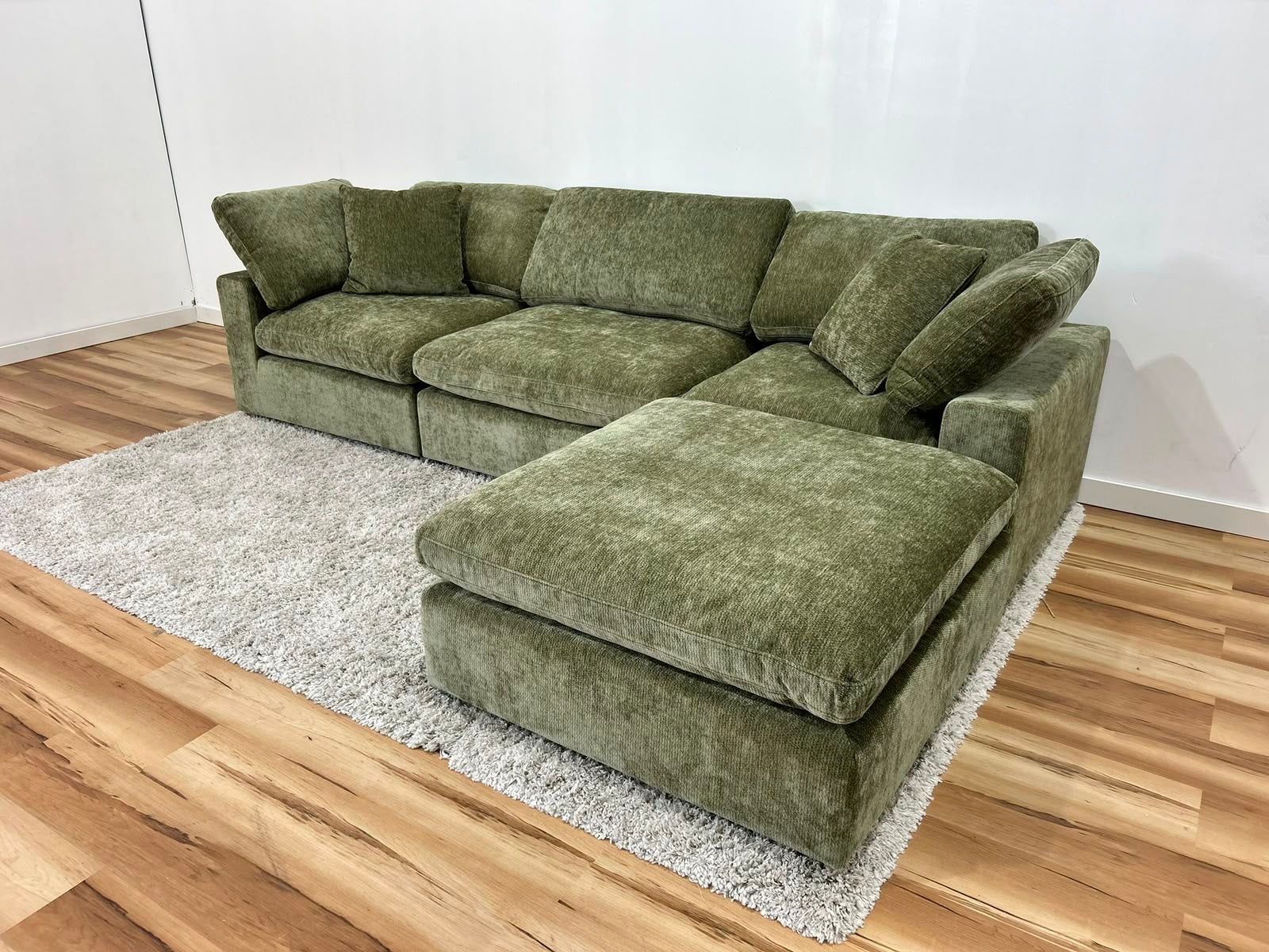 Snug Modular Sofa 3pc + Ottoman - Olive Green