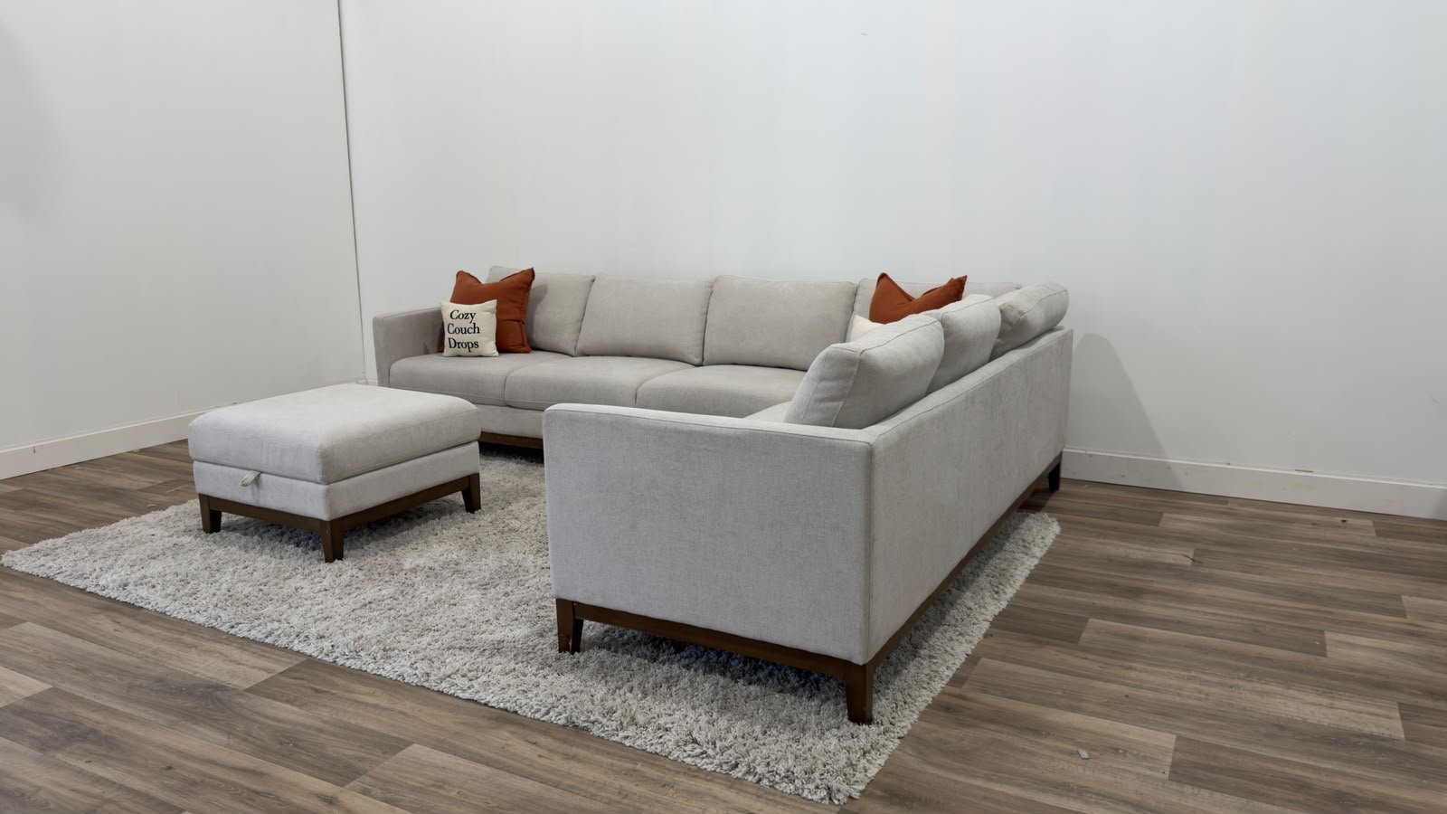 Thomasville Livingston Sectional Sofa