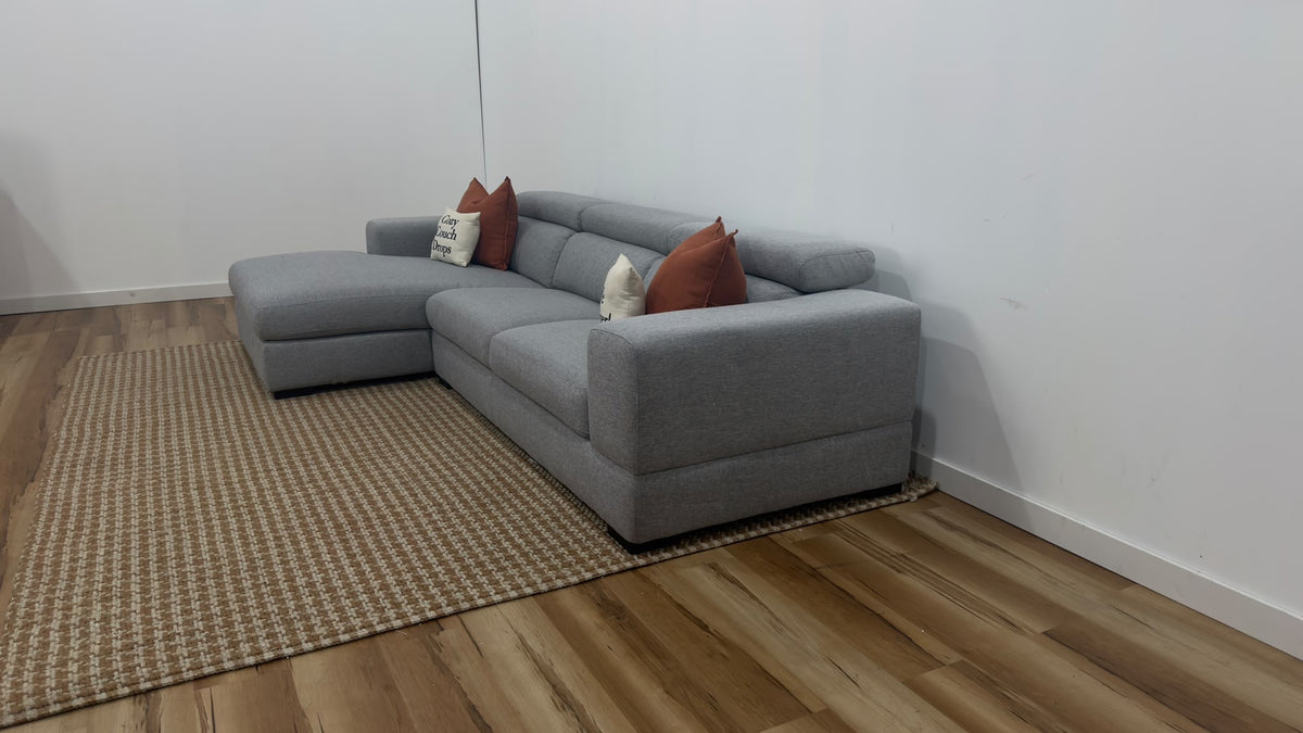 Q Living Sectional Sofa