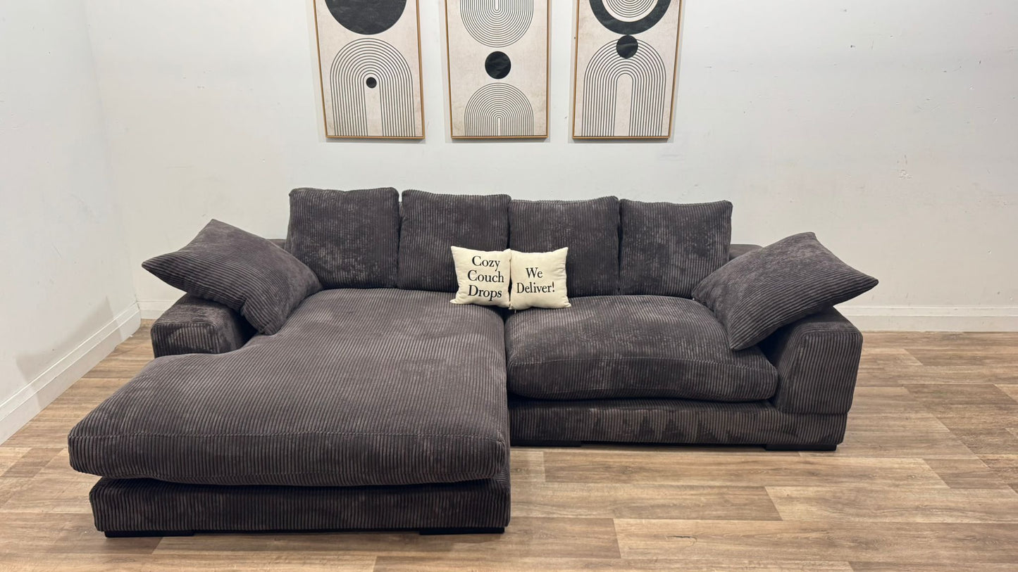 Moe’s Plunge Sectional