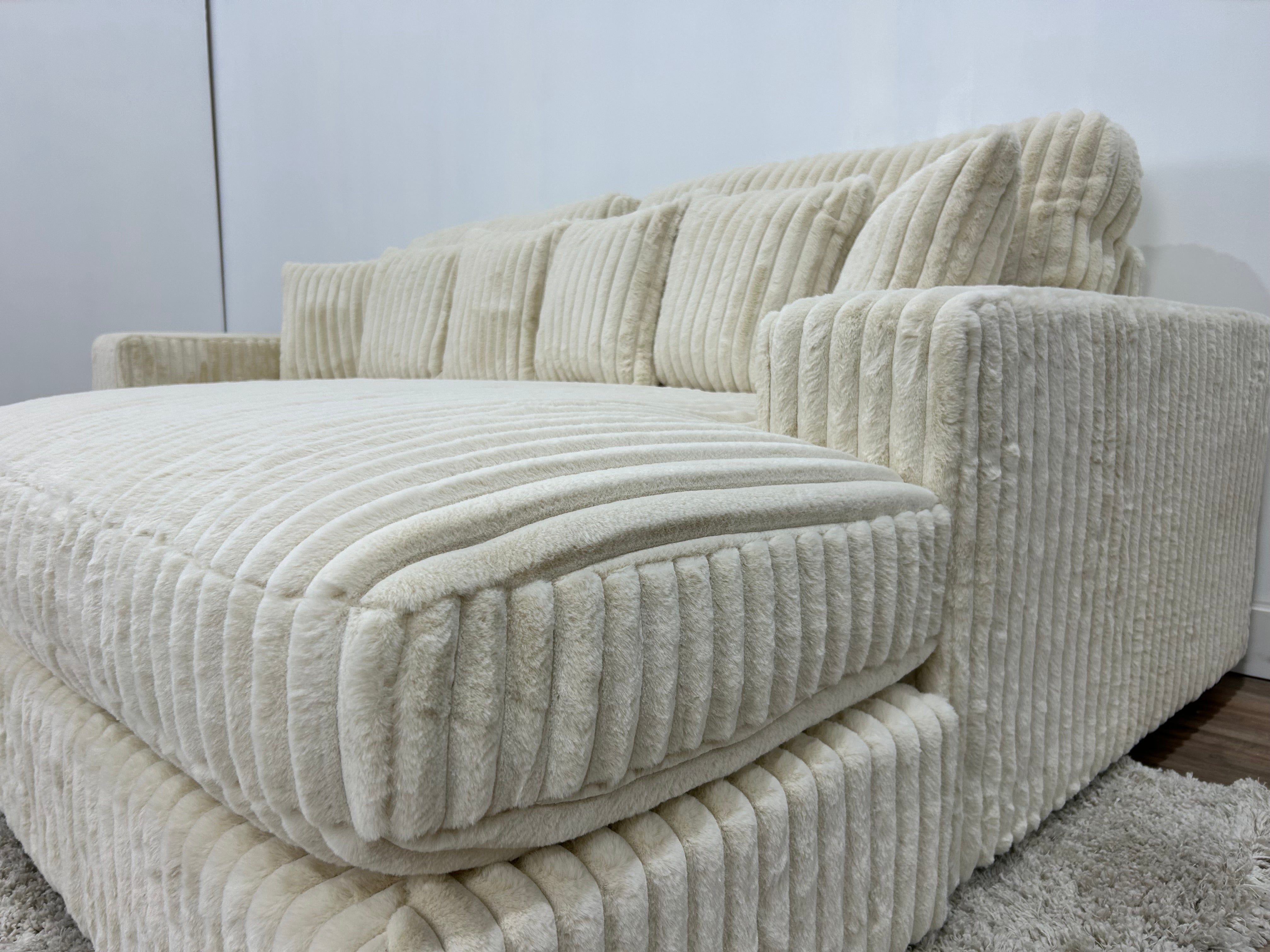 The Cord Sectional Sofa (Reversible Chaise)