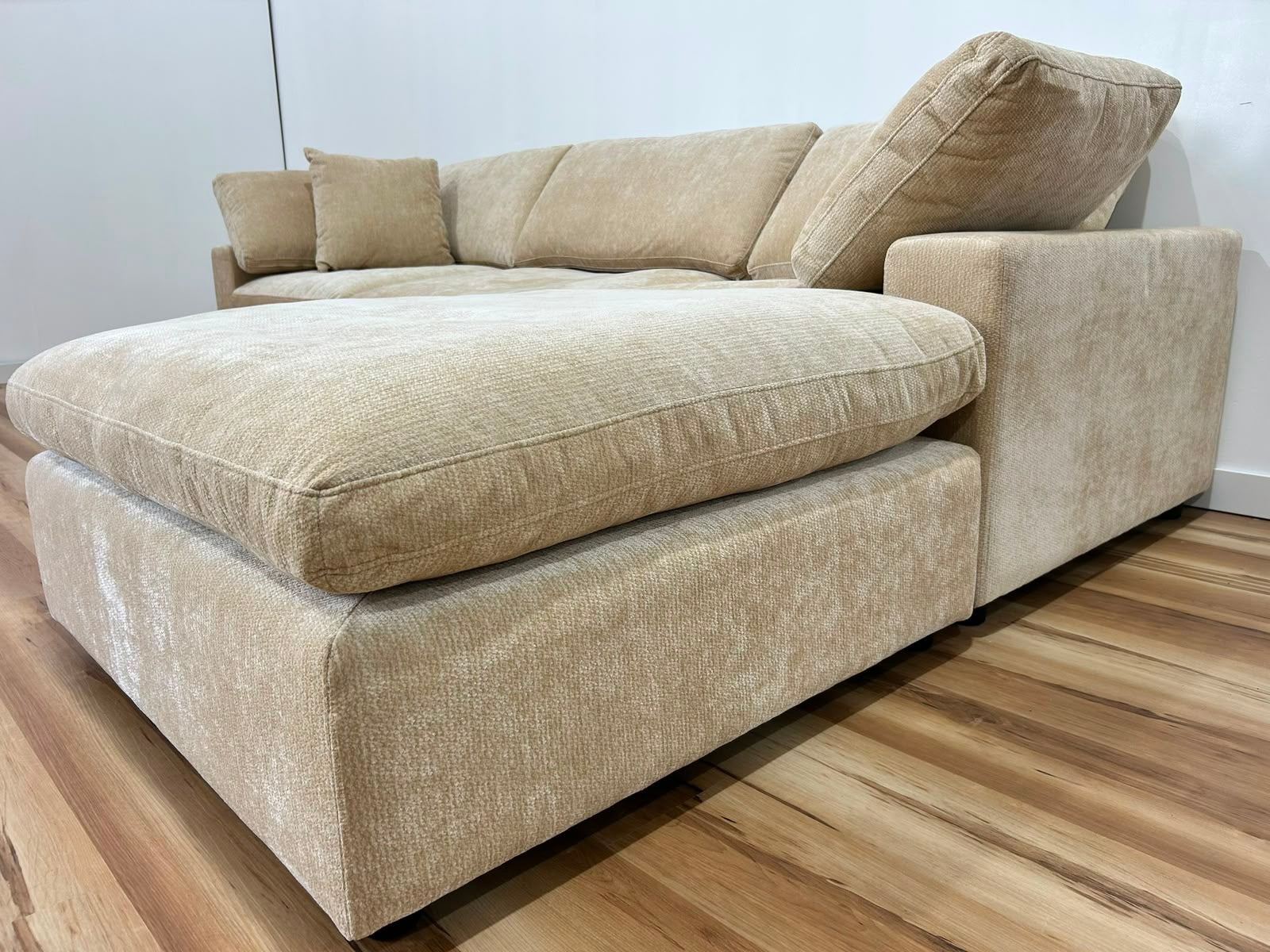 Snug Modular Sofa 3pc + Ottoman - Sand