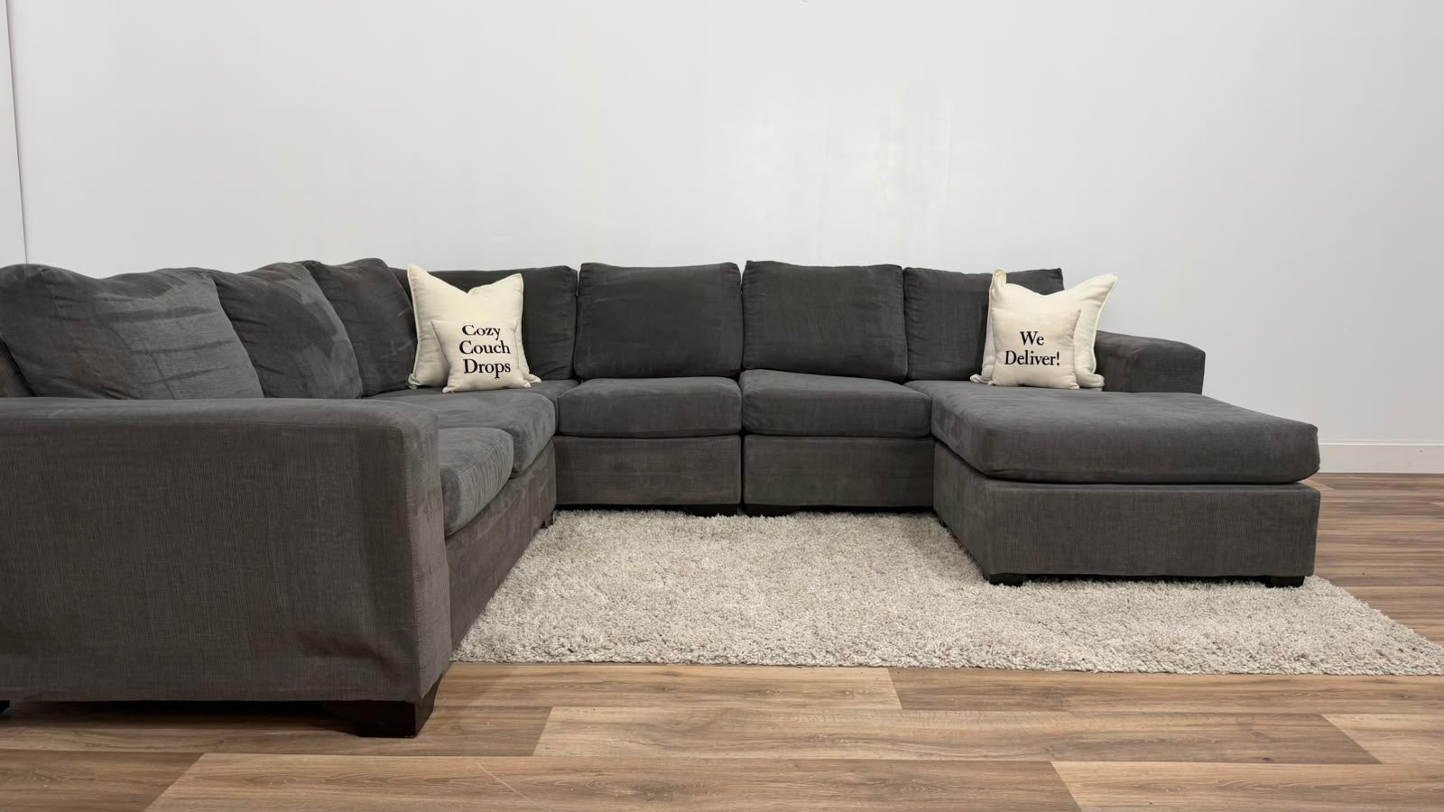 Leon’s Danielle Sectional Sofa