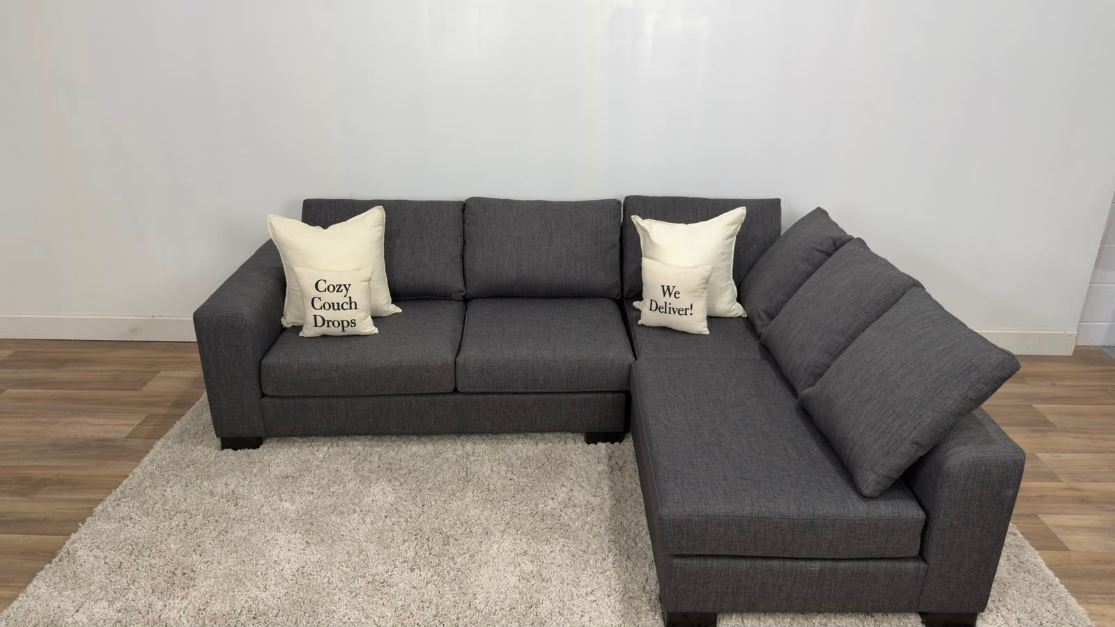 Novo Vancouver Sectional Sofa