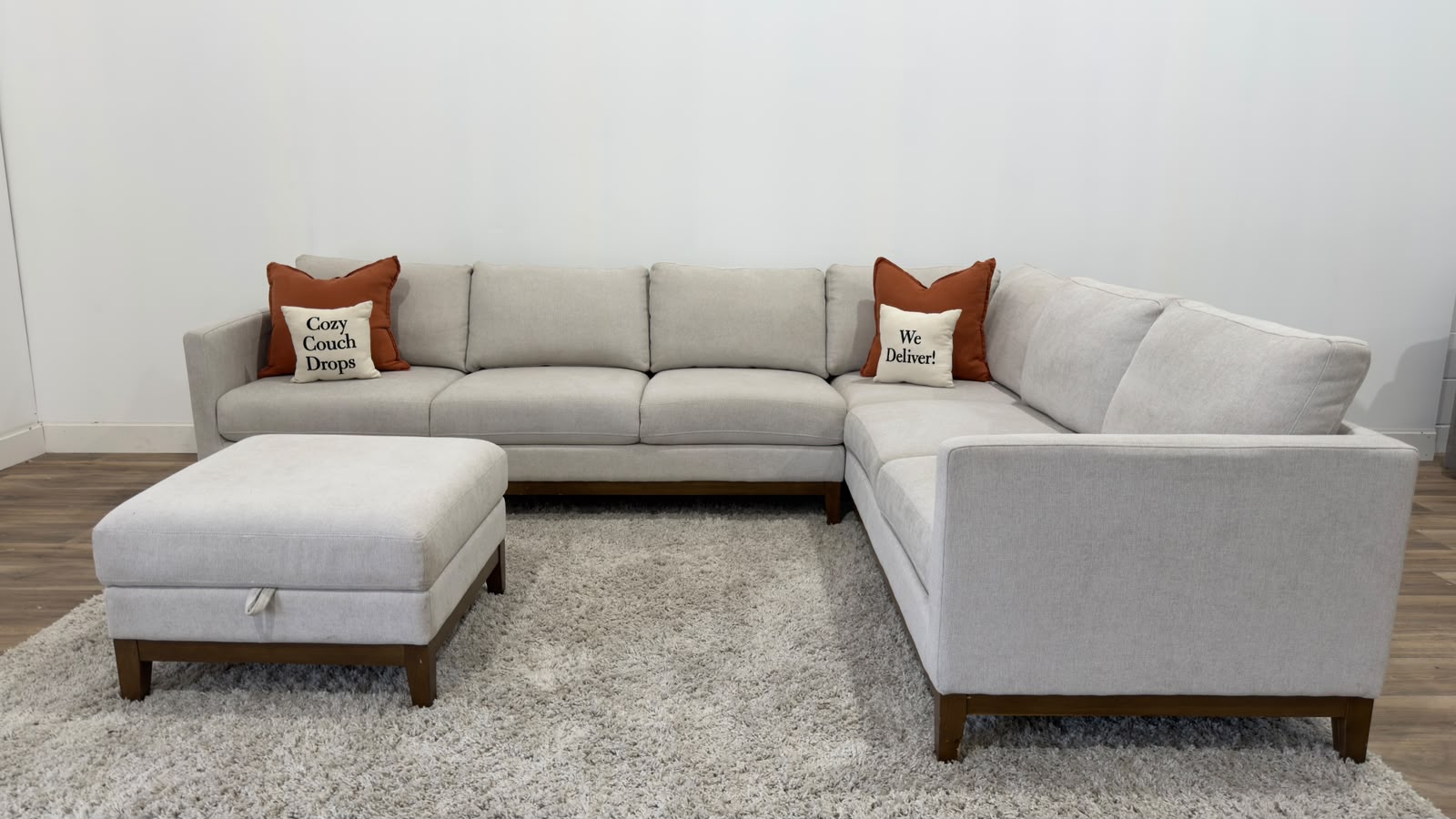 Thomasville Livingston Sectional Sofa