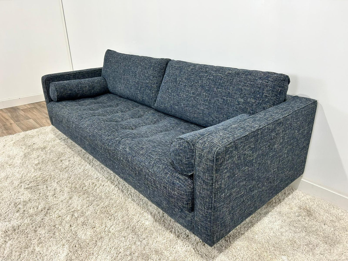 Article Sven Sofa