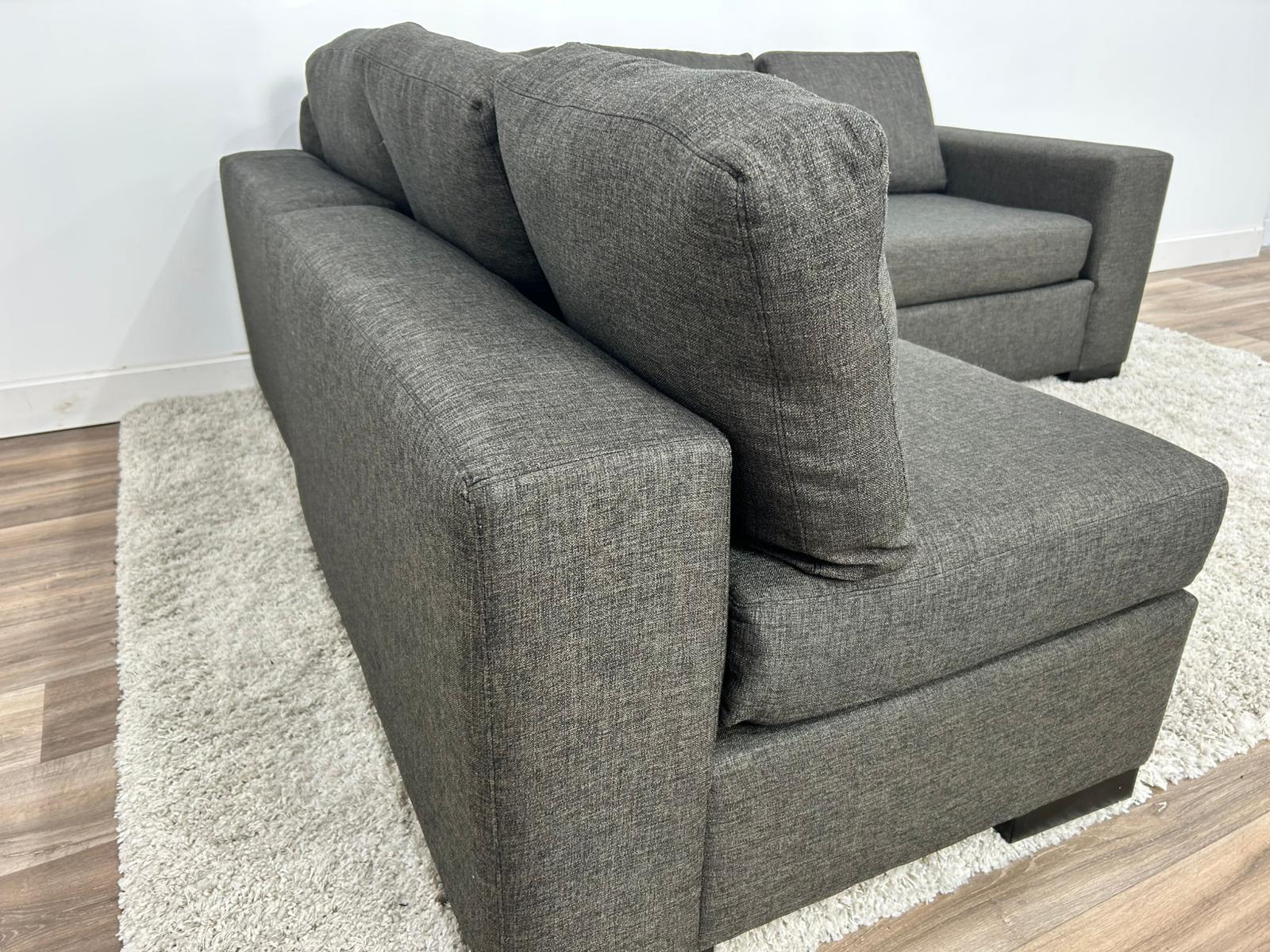Elite Designs Juliette Sectional Sofa