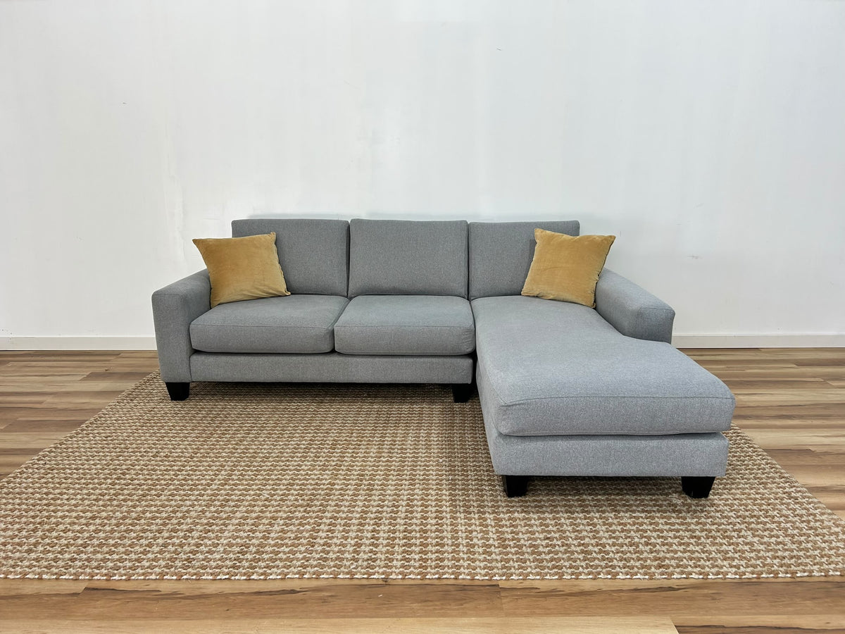 Stylus Bronx Sectional Sofa
