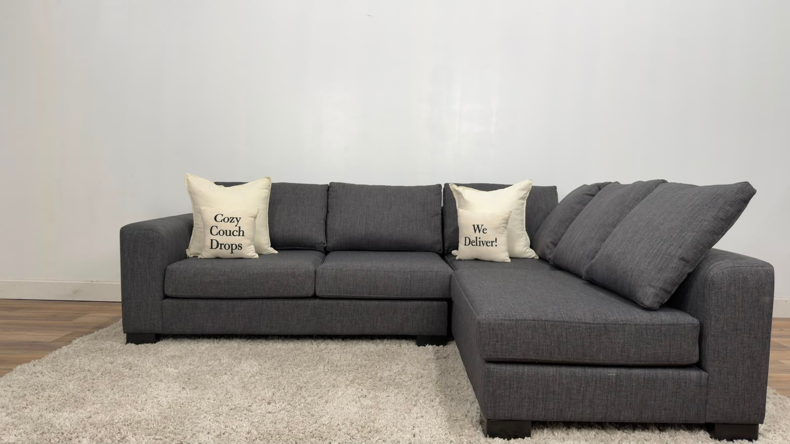 Novo Vancouver Sectional Sofa