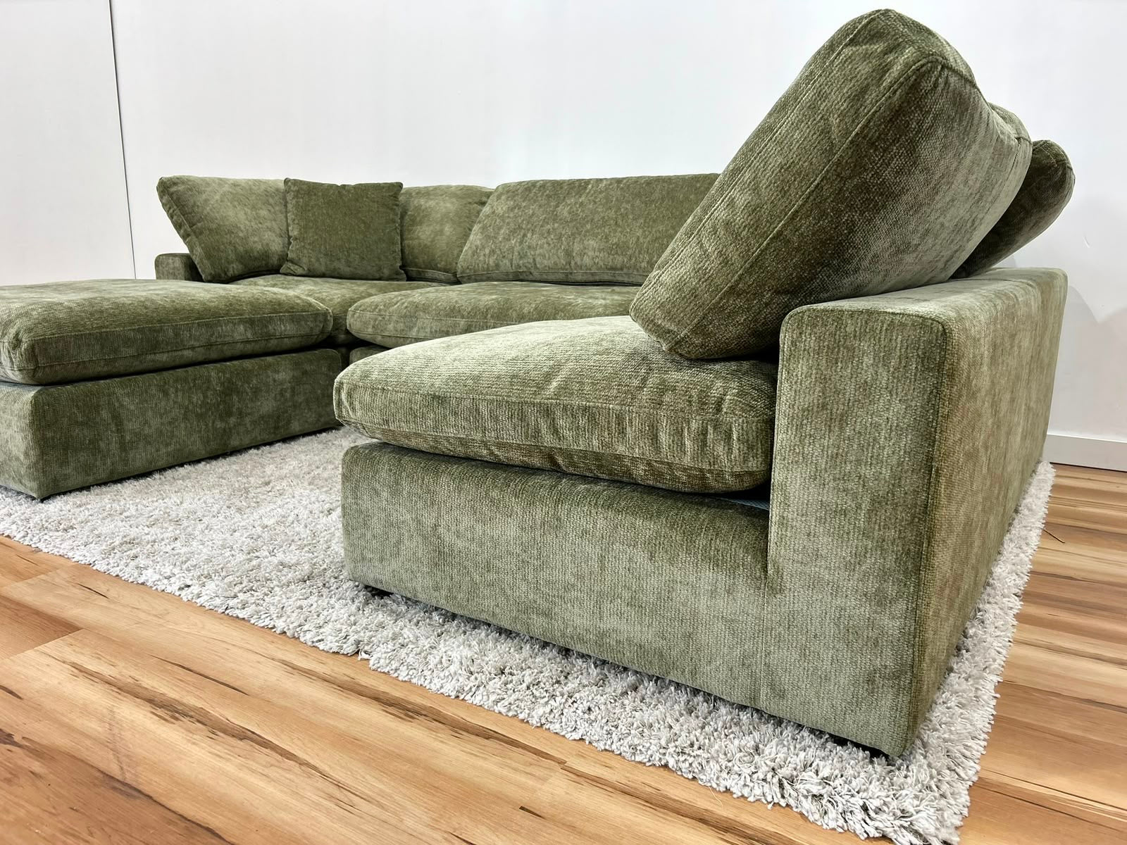Snug Modular Sofa 4pc + Ottoman - Olive Green