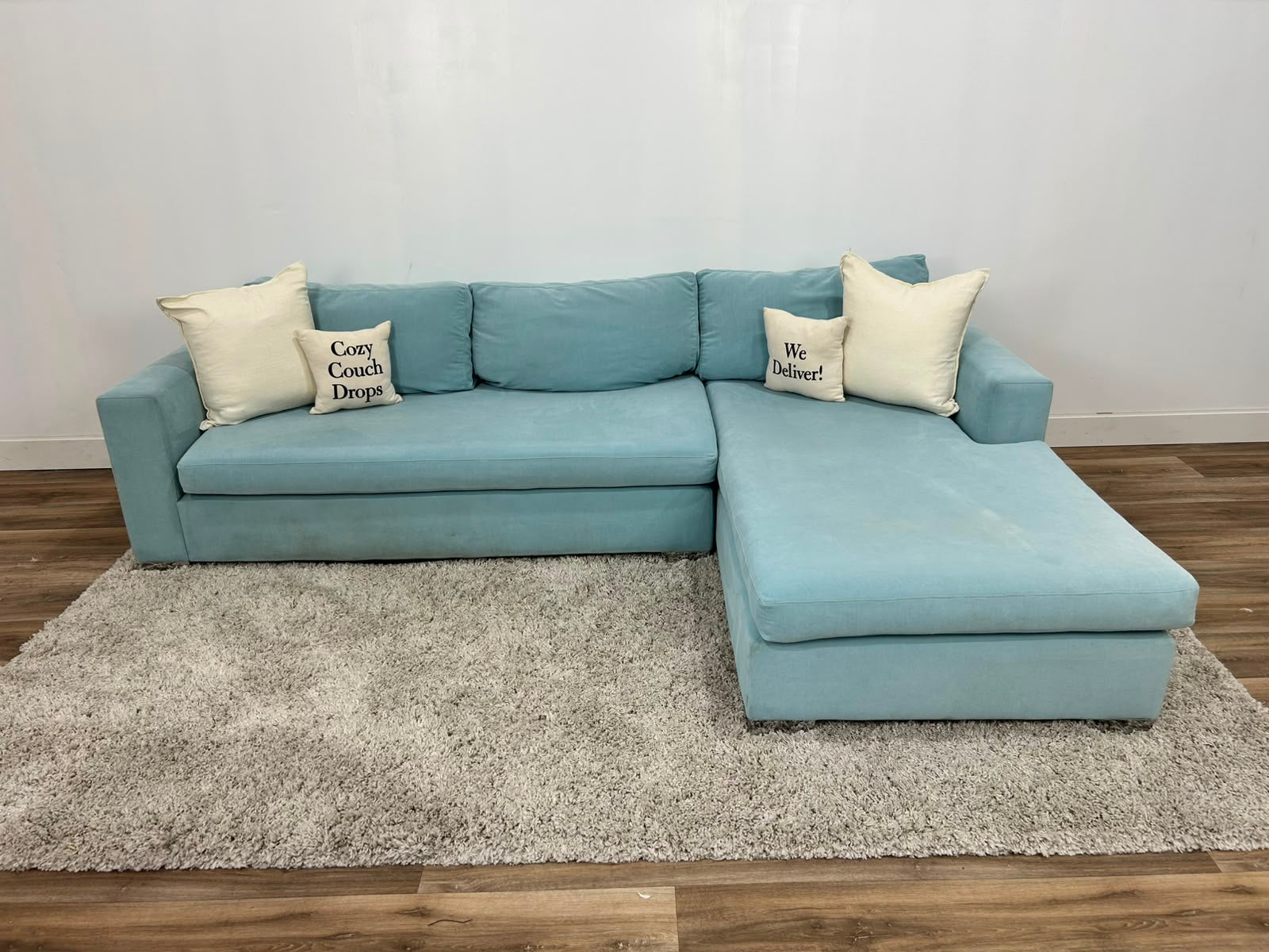 Van Gogh Designs Kane Sectional Sofa