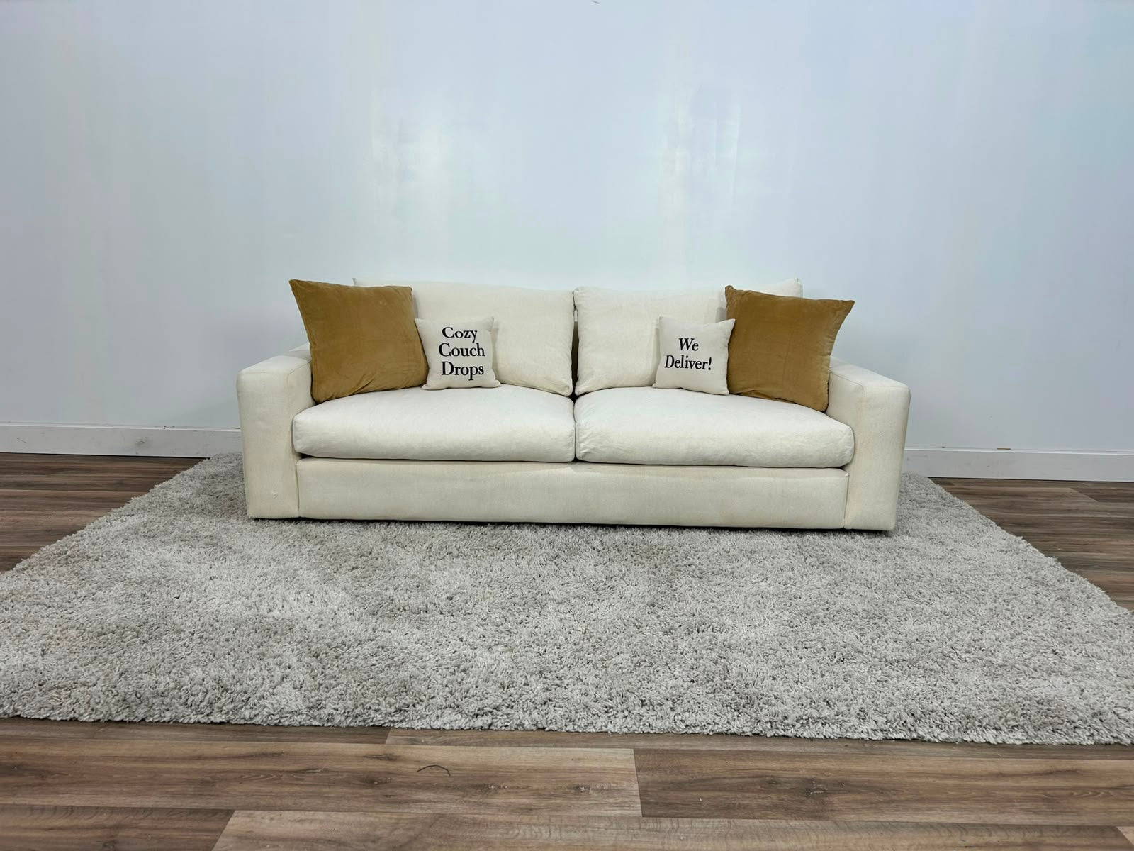 EQ3 Cello Sofa