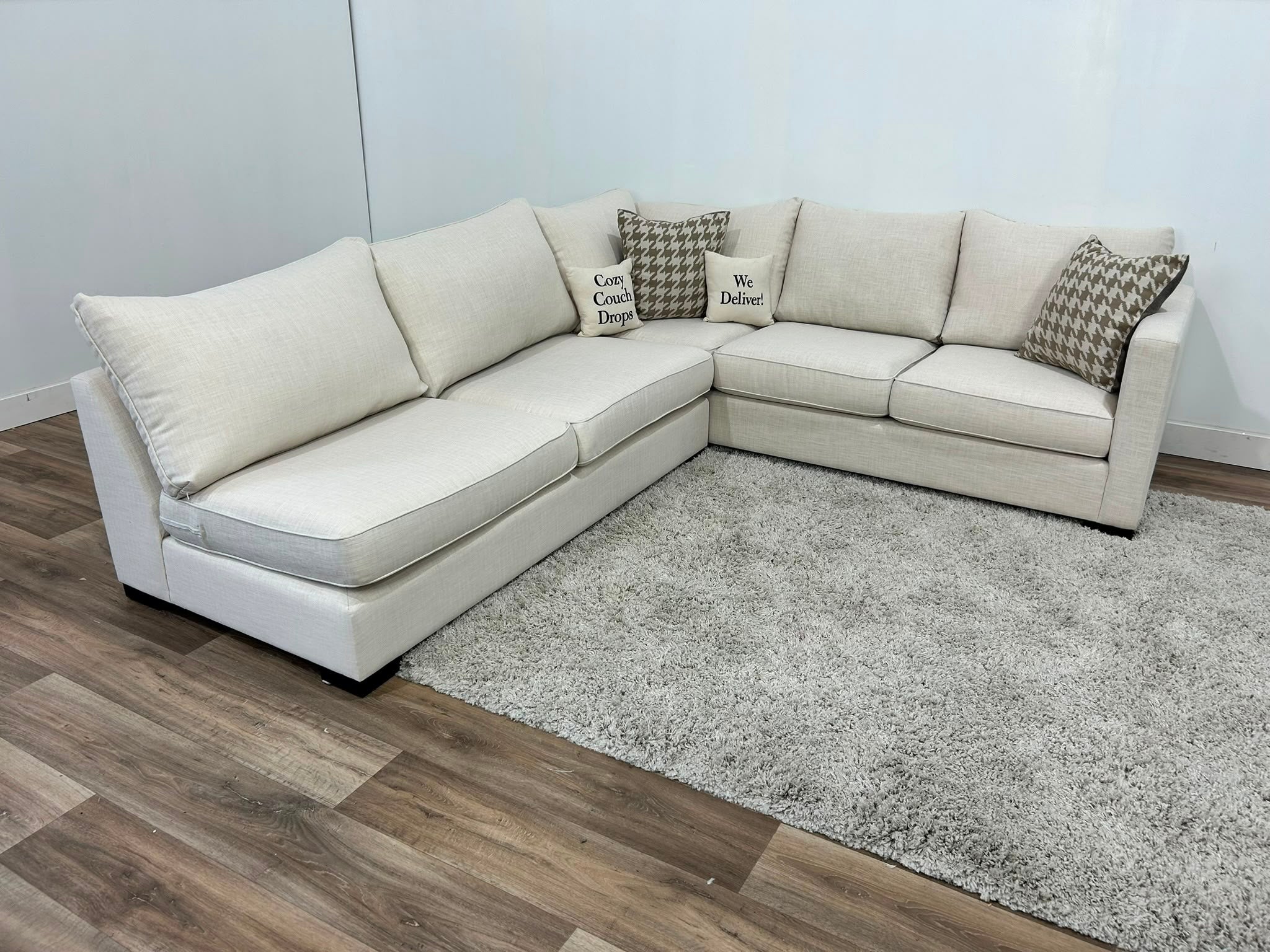 Van Gogh Designs Kane Sectional Sofa