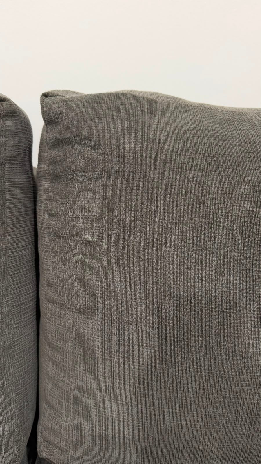 Leon’s Danielle Sectional Sofa