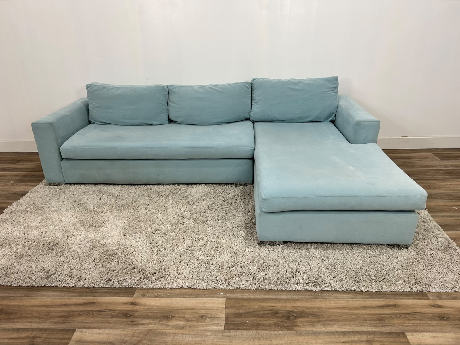 Van Gogh Designs Kane Sectional Sofa