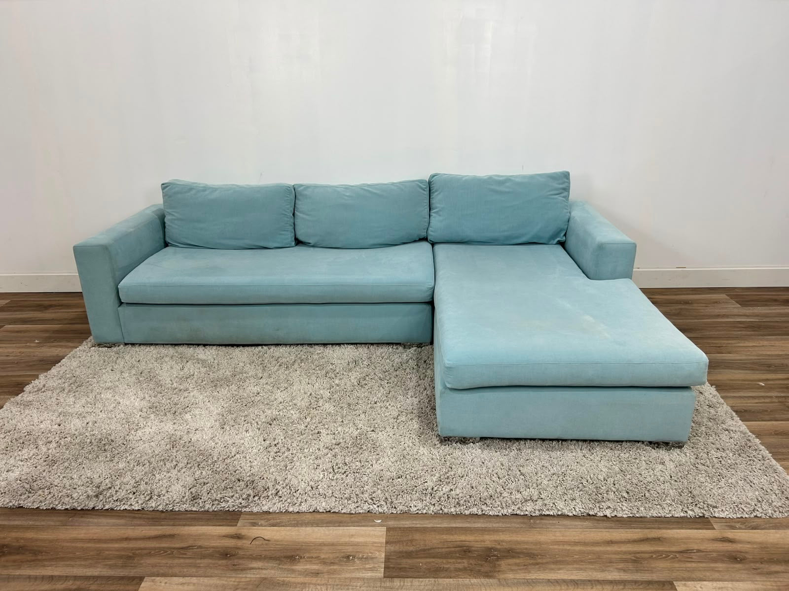 Van Gogh Designs Kane Sectional Sofa