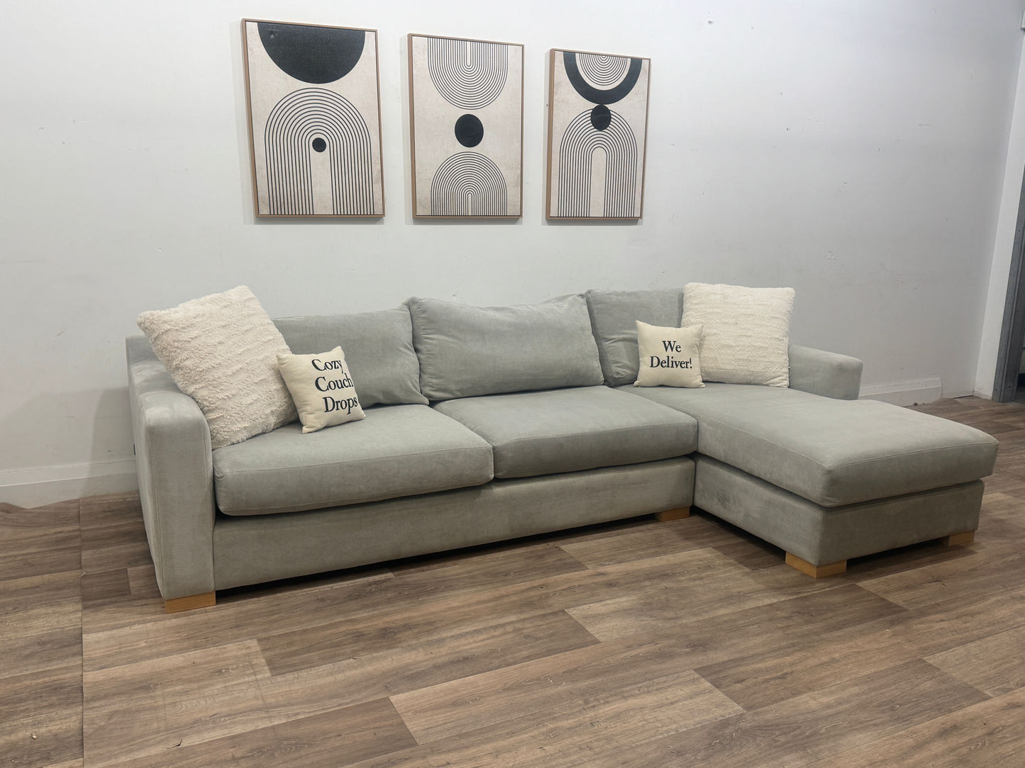 Dublin Sectional by Romano Sofas
