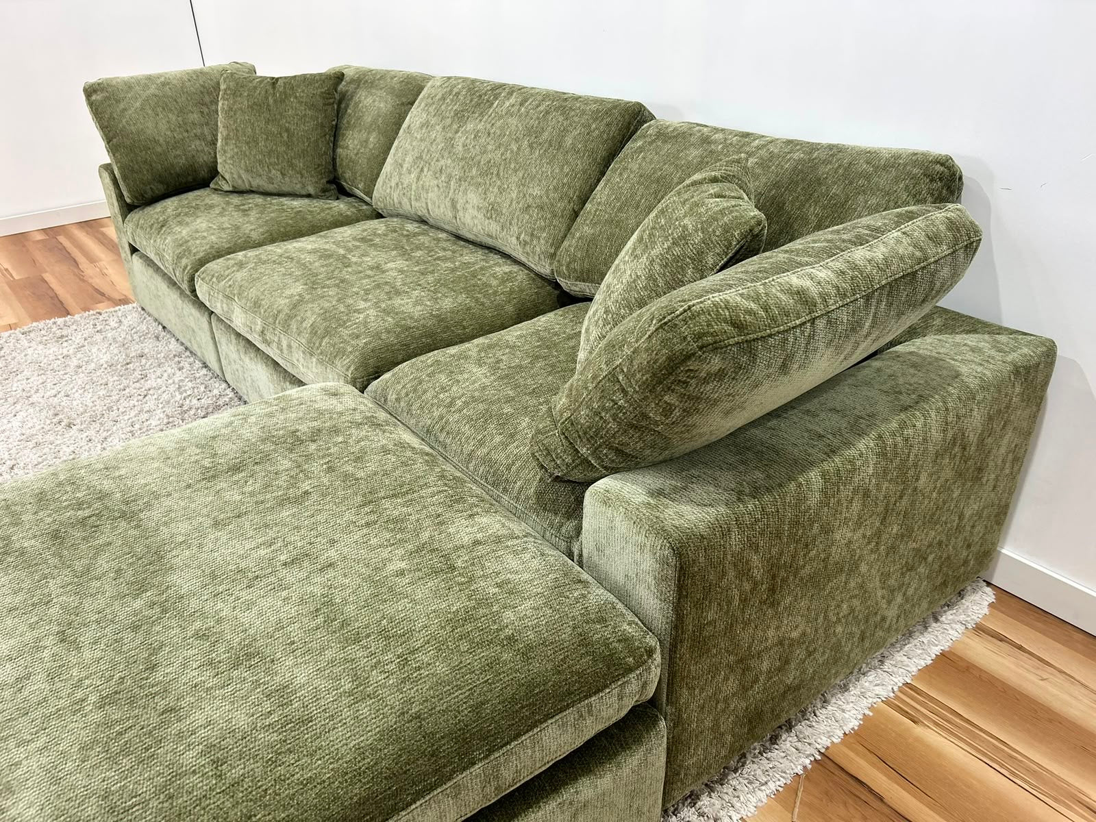 Snug Modular Sofa 3pc + Ottoman - Olive Green