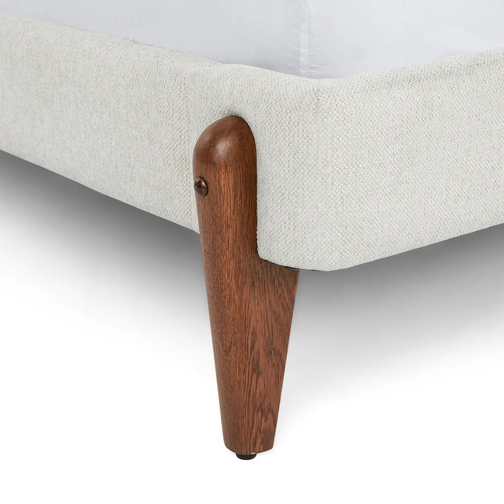 Uden King Upholstered Bed - Ashford Ivory