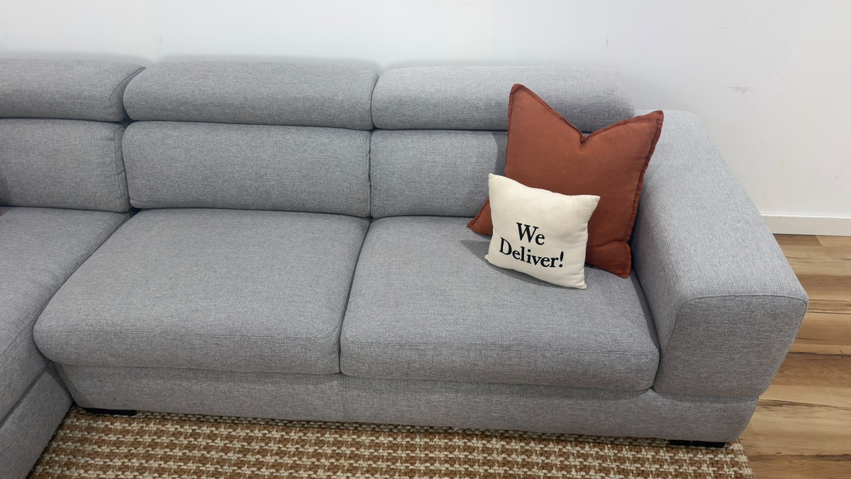 Q Living Sectional Sofa