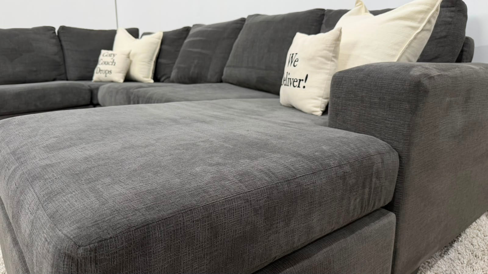 Leon’s Danielle Sectional Sofa