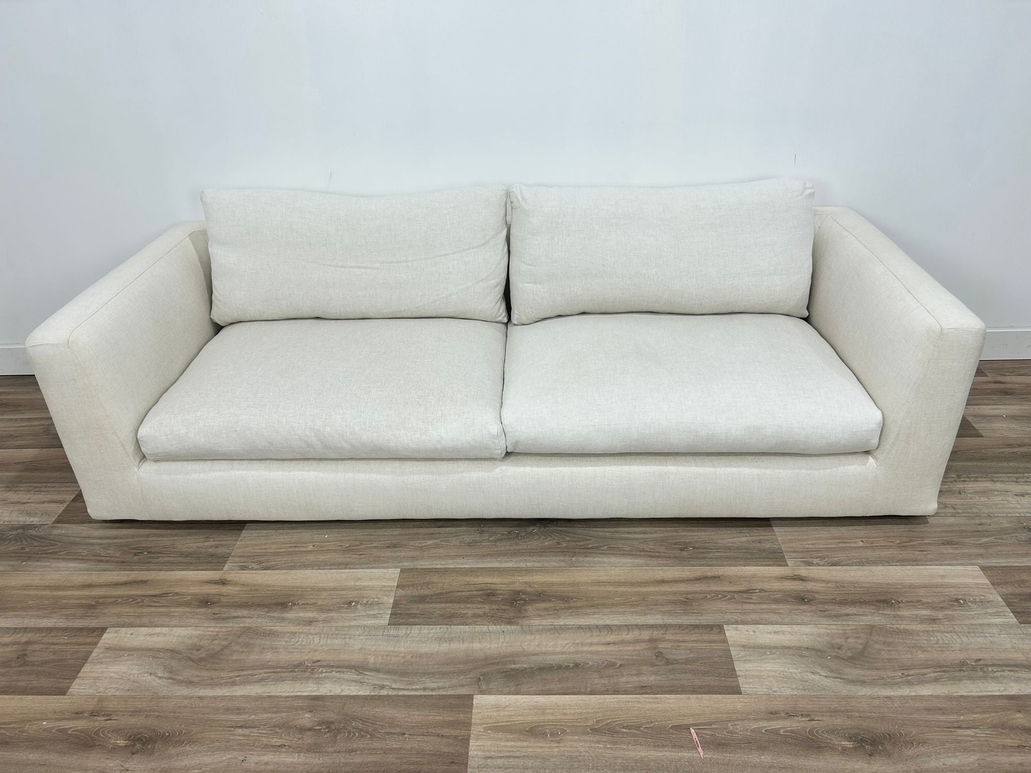 EQ3 Cello Sofa