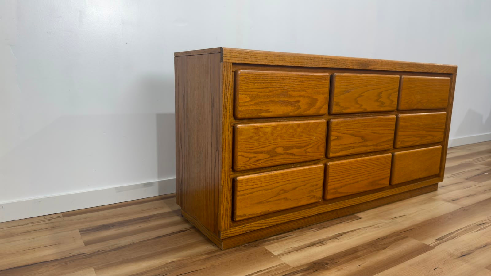 Westmark Furniture 9 Drawer Dresser- Oak