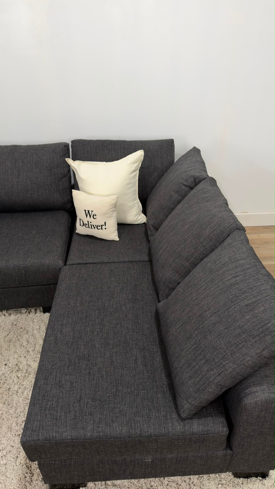 Novo Vancouver Sectional Sofa