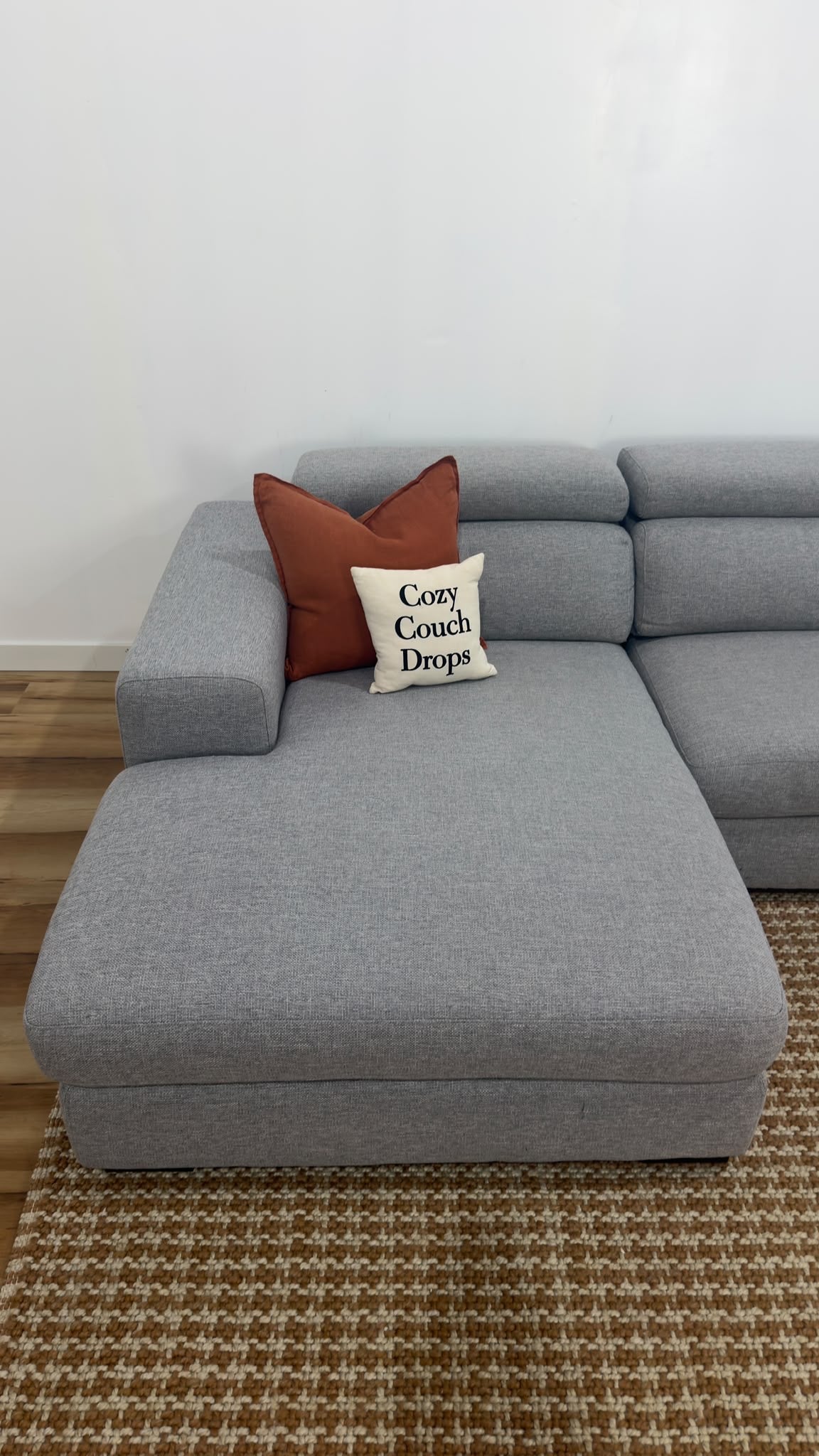 Q Living Sectional Sofa