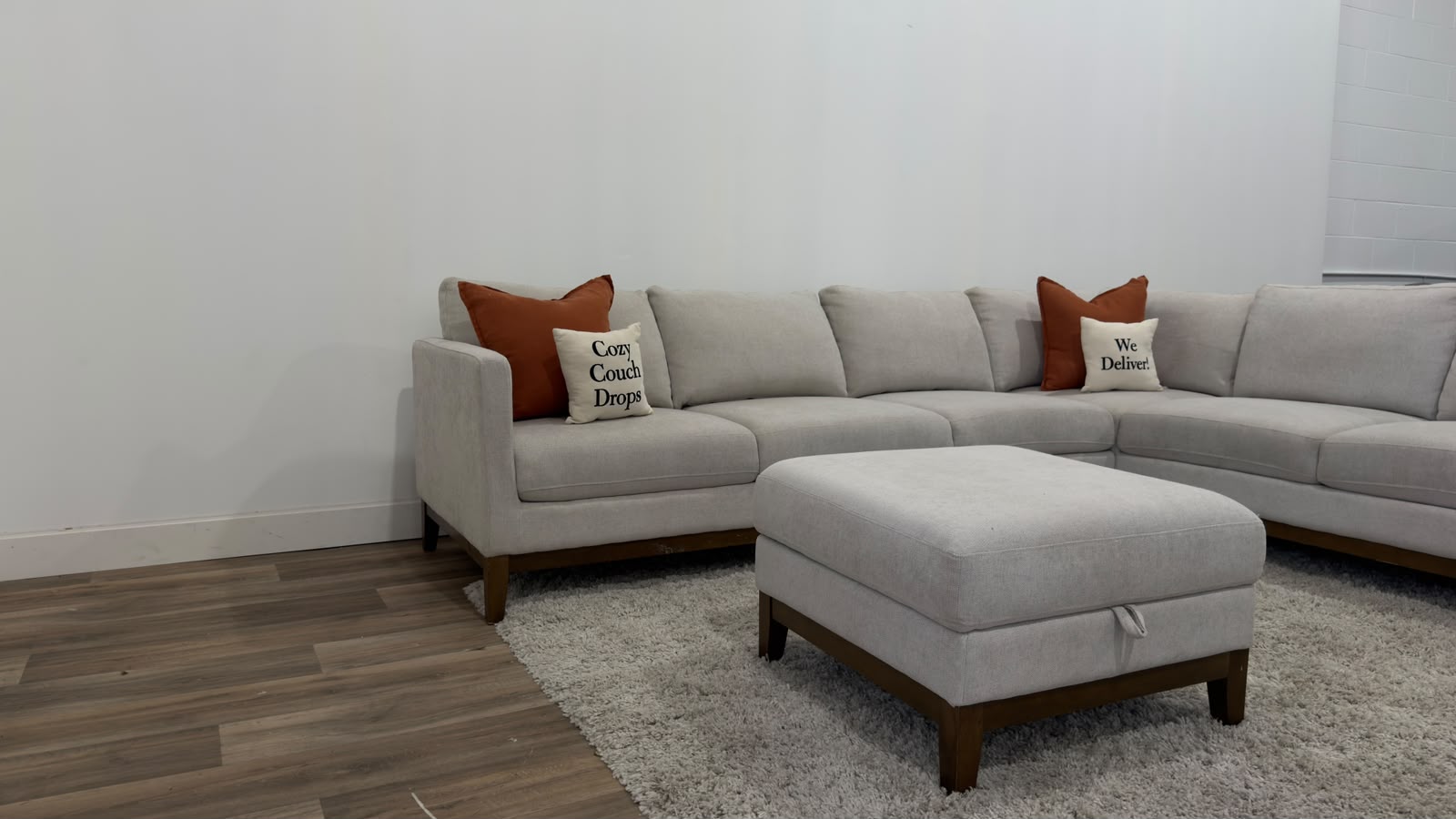 Thomasville Livingston Sectional Sofa