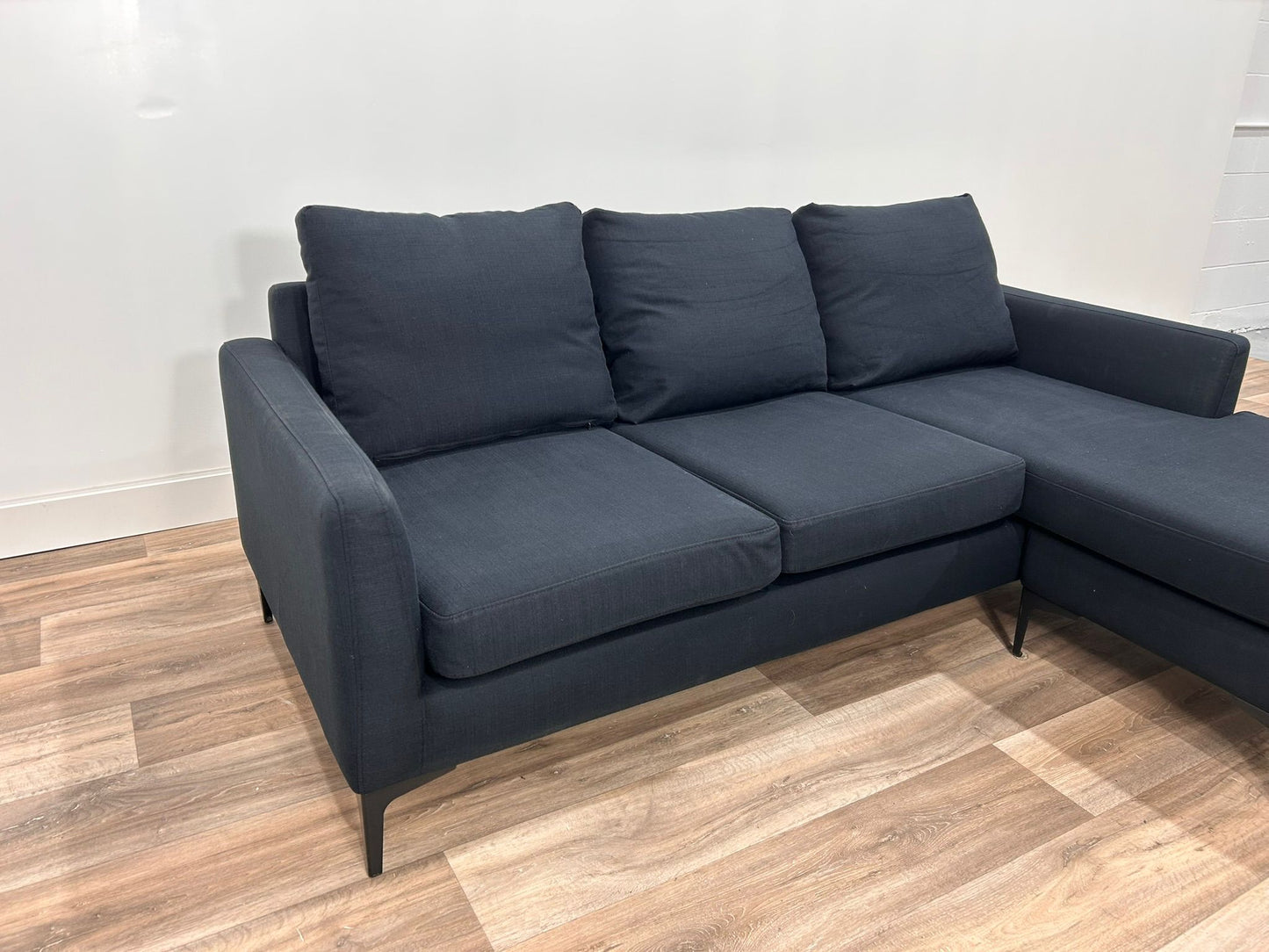 Reversible Chaise Sectional Sofa