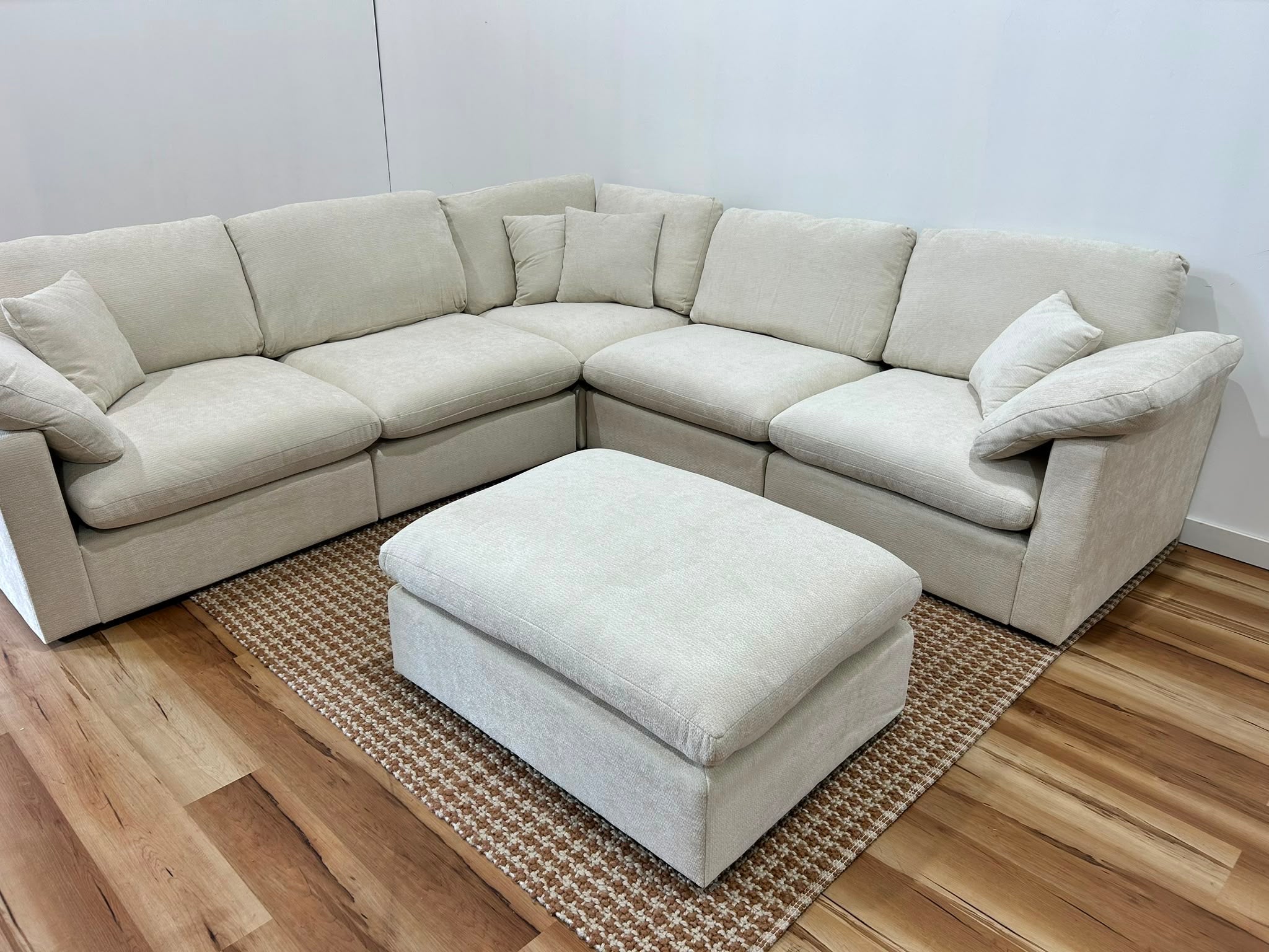 The Nest Modular Sofa 5pc + Ottoman Cream