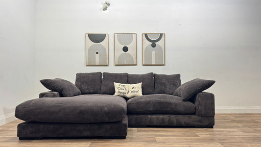 Moe’s Plunge Sectional