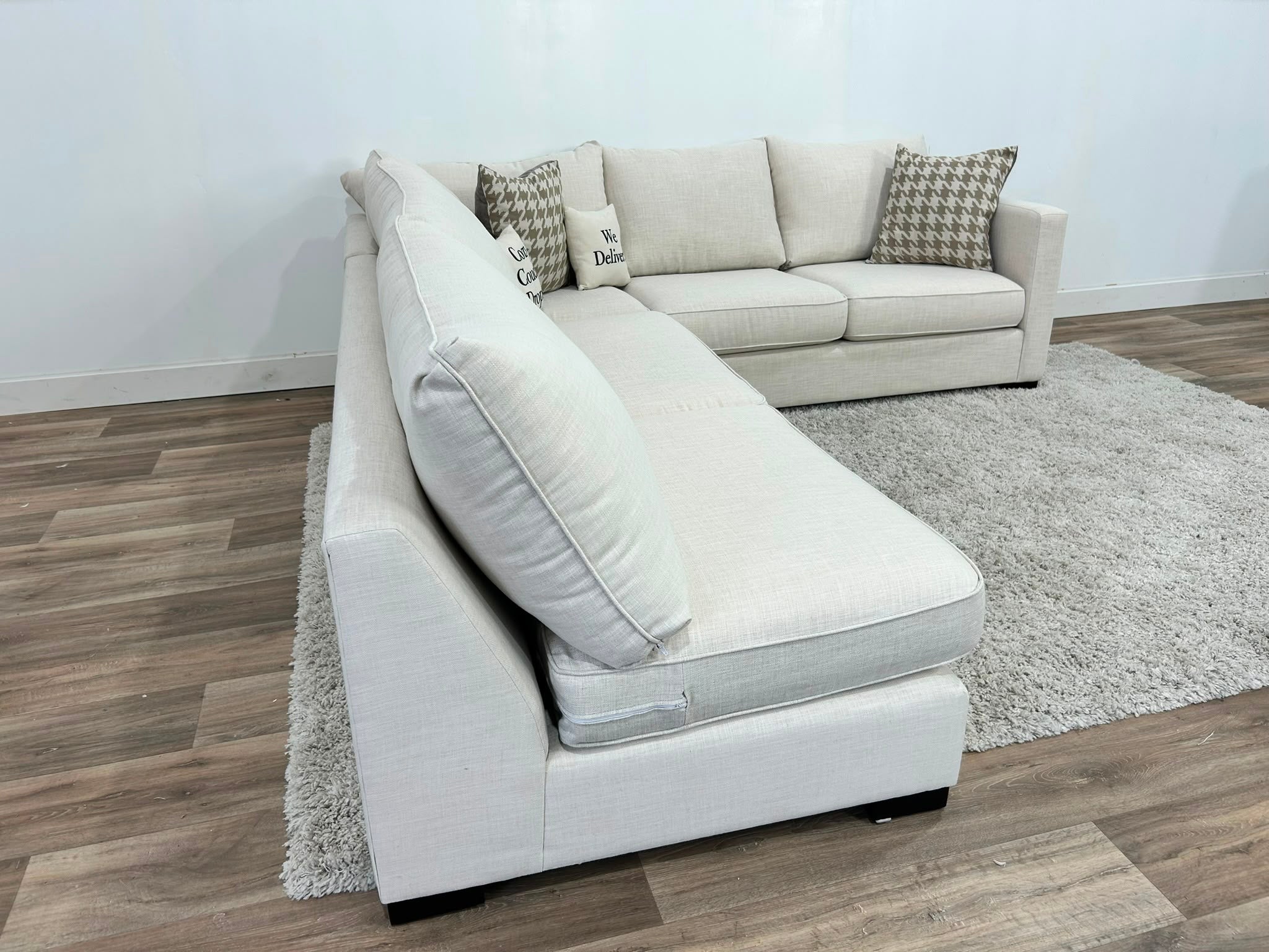 Van Gogh Designs Kane Sectional Sofa
