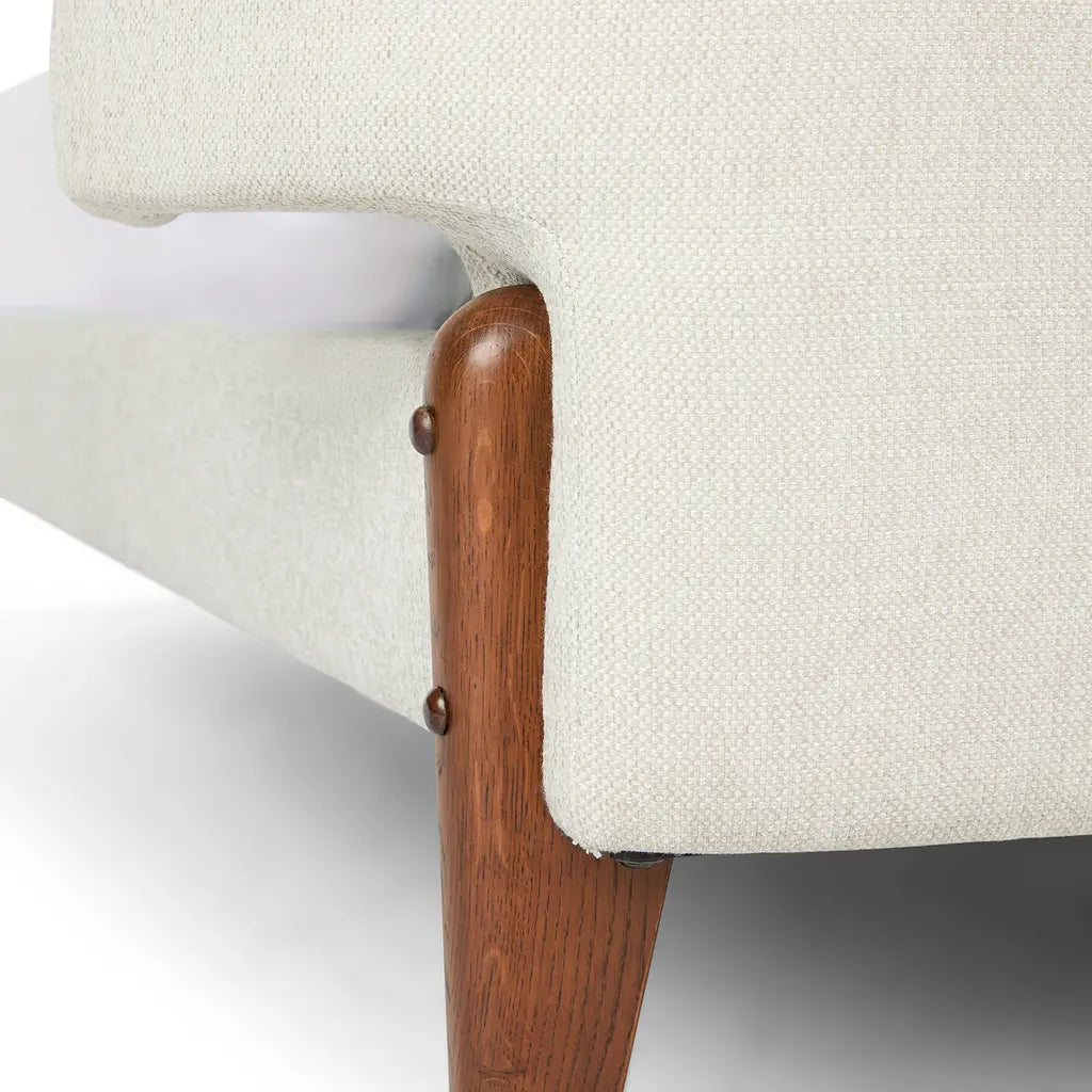 Uden King Upholstered Bed - Ashford Ivory