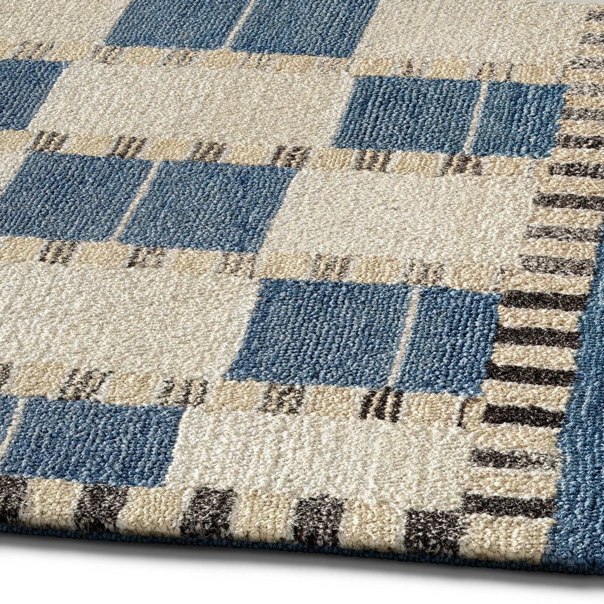 Jaris 8 x 10 Rug - Blue Quilt Checks