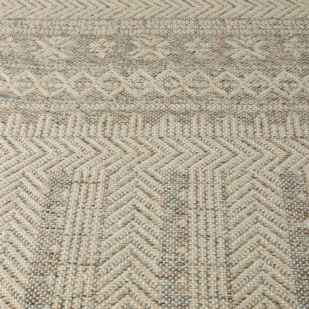 Kiana Indoor/Outdoor Rug 8 x 10 - Beige