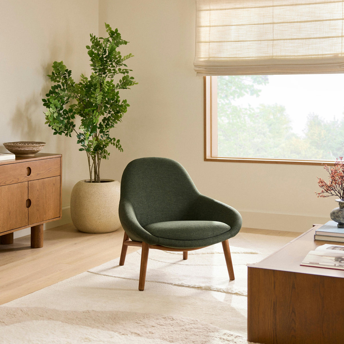 Sunny 32" Lounge Chair - Vine Green