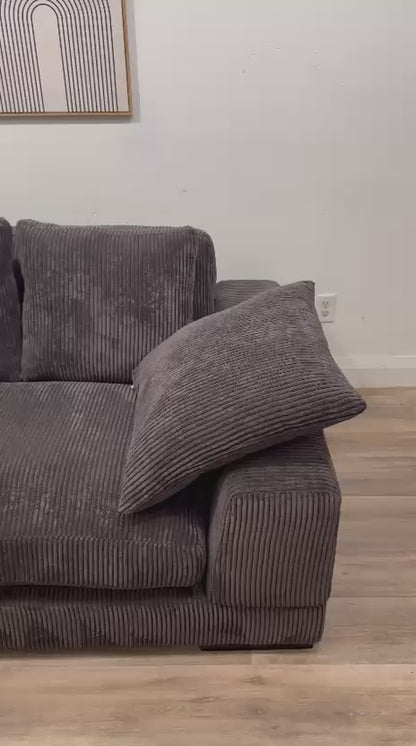 Moe’s Plunge Sectional